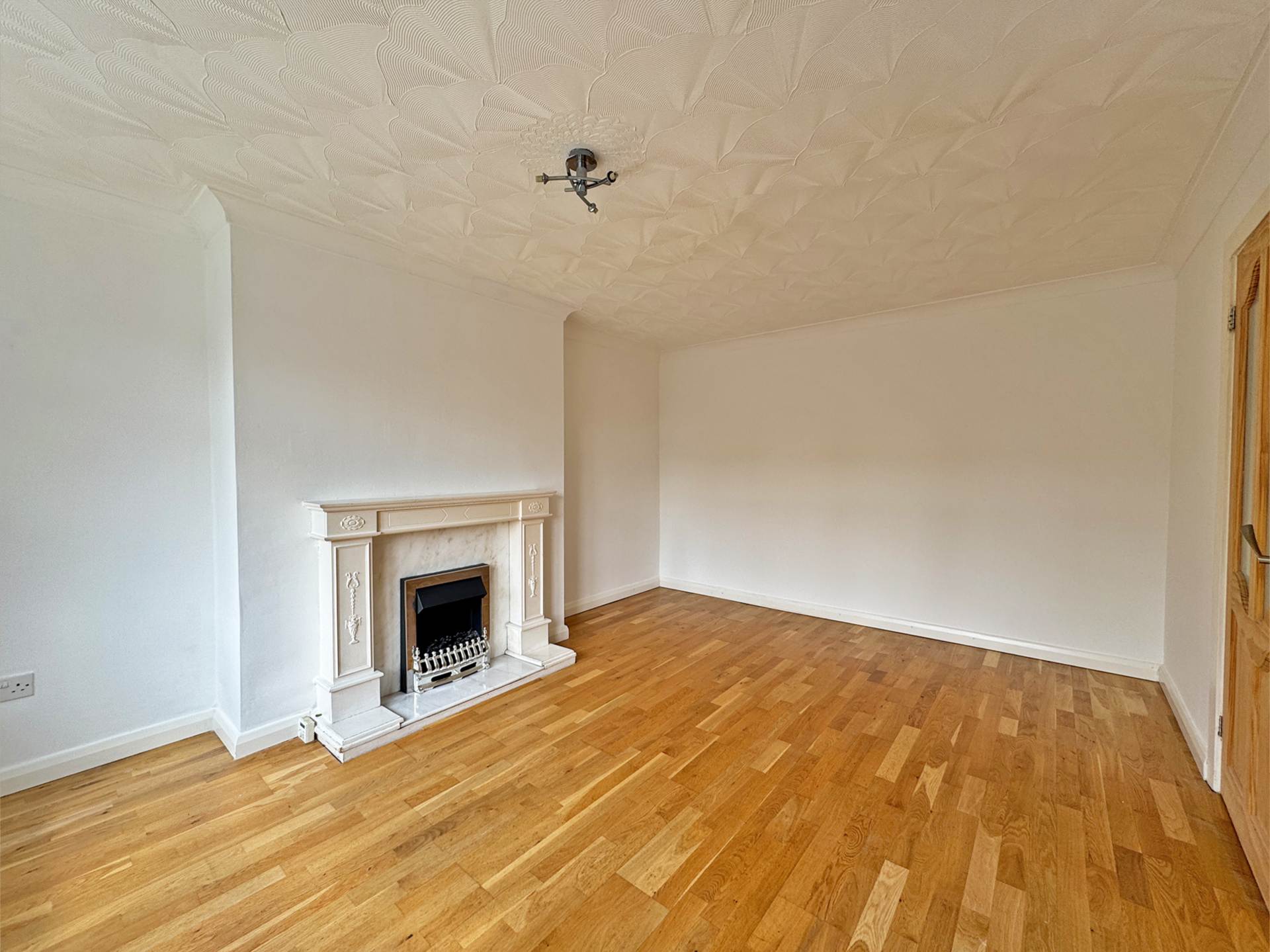 Additional Property Image 3 bedroom Semi Detached for sale in Oldham 3