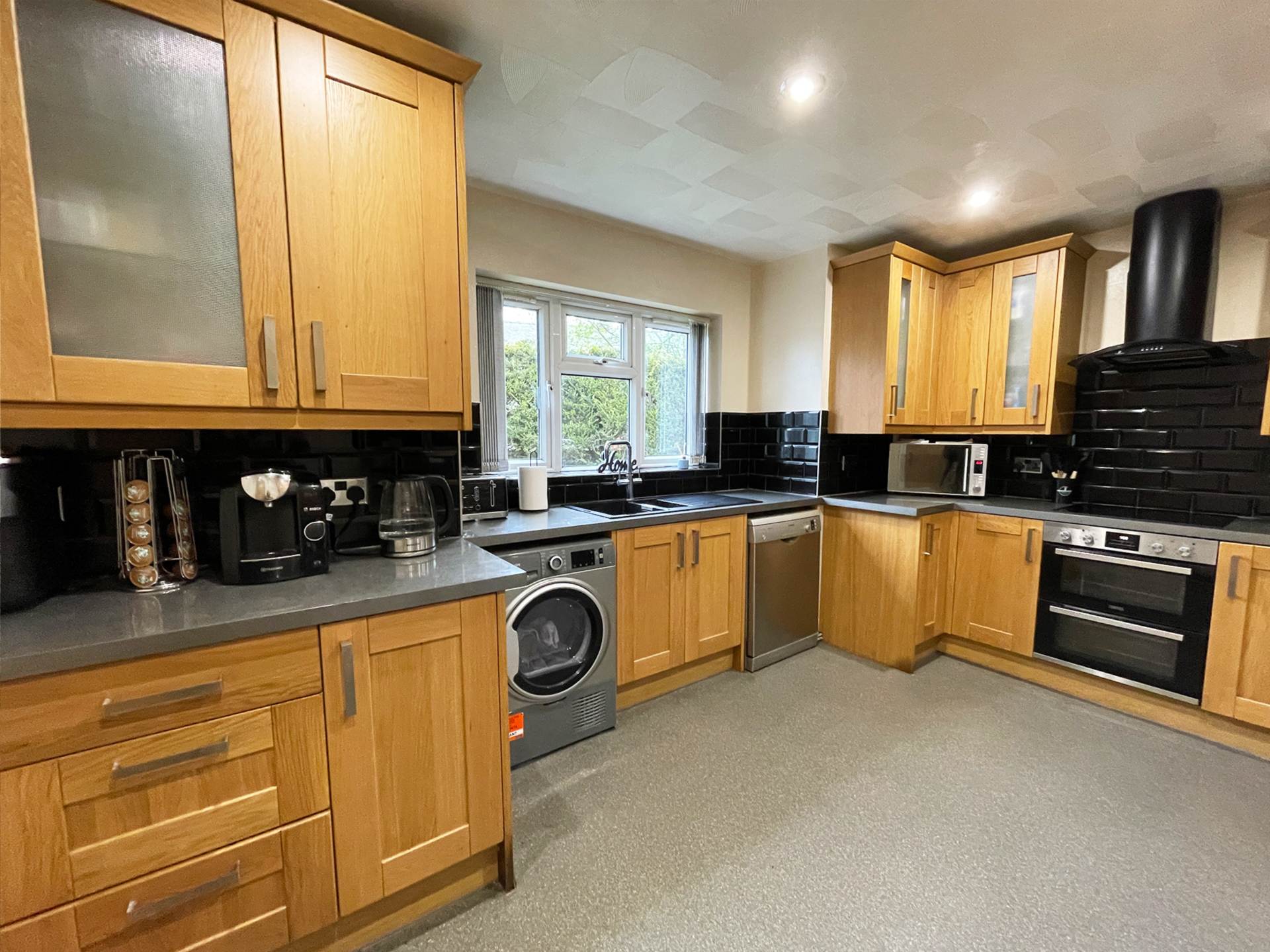 Additional Property Image 4 bedroom Detached for sale in Oldham 17