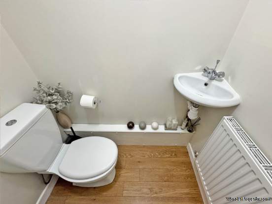 Additional Property Image 4 bedroom Detached for sale in Oldham 9