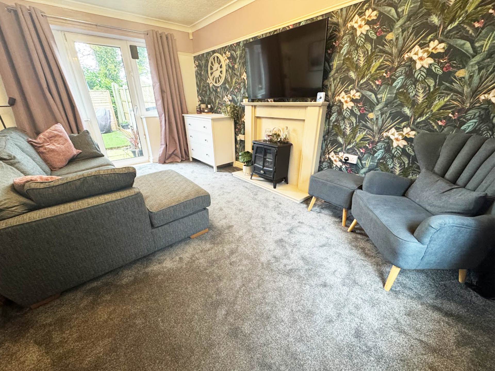Additional Property Image 2 bedroom Semi Detached for sale in Oldham 2