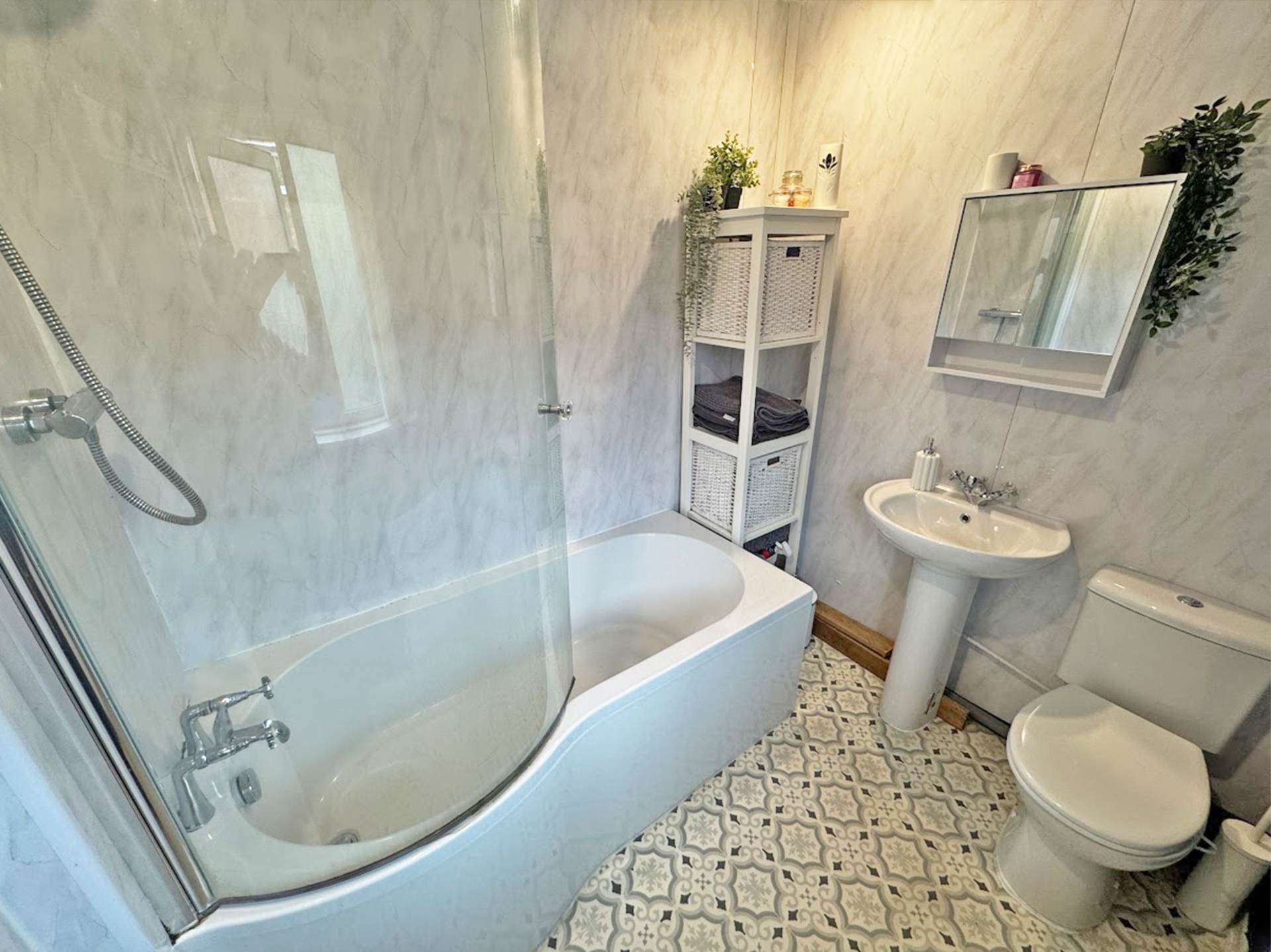 Additional Property Image 2 bedroom Semi Detached for sale in Oldham 8