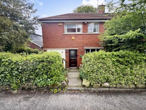 2 bedroom Semi Detached for sale in Oldham