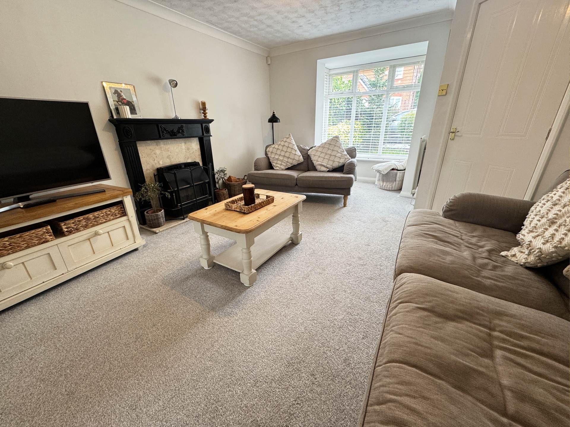 Additional Property Image 3 bedroom Detached for sale in Oldham 2