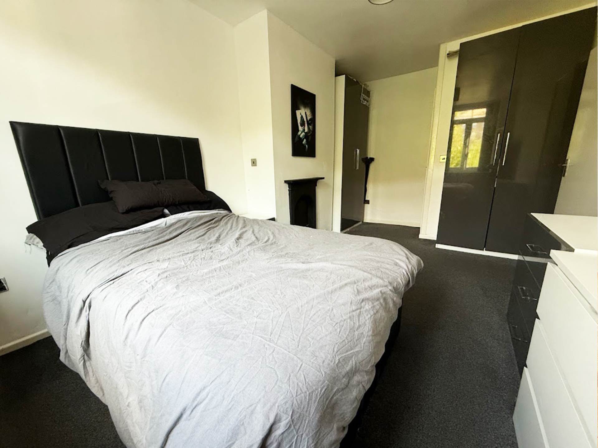 2 bedroom Terraced for sale in Oldham