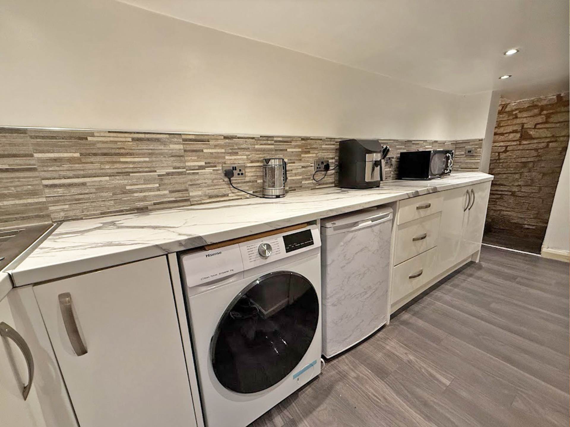 Additional Property Image 2 bedroom Terraced for sale in Oldham 4