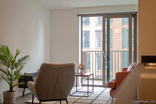 Additional Property Image 1 bedroom Studio to rent in Rochdale 2