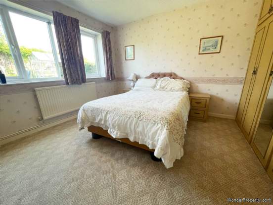 Additional Property Image 2 bedroom Detached Bungalow for sale in Oldham 6