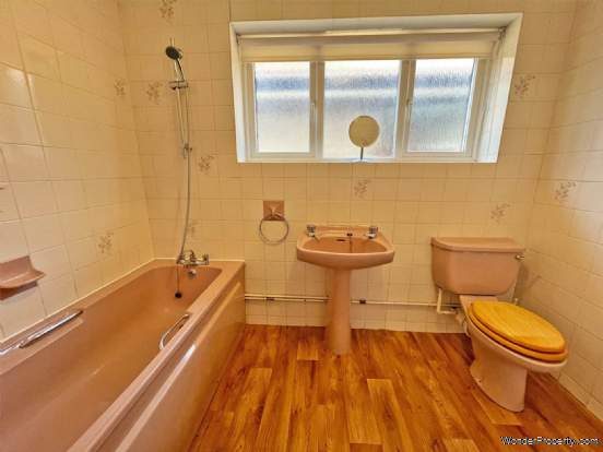 Additional Property Image 2 bedroom Detached Bungalow for sale in Oldham 9
