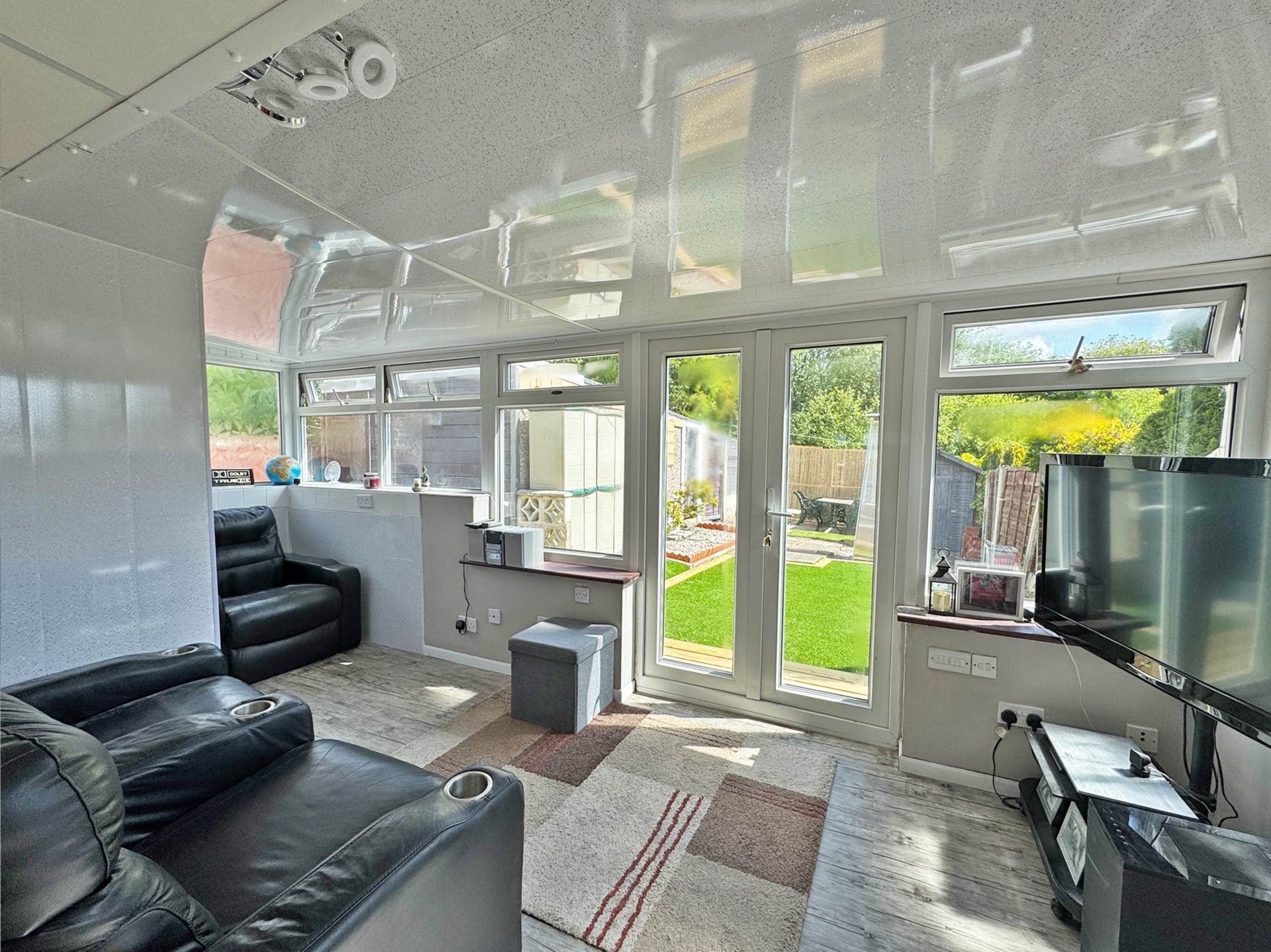Additional Property Image 3 bedroom Semi Detached for sale in Oldham 4