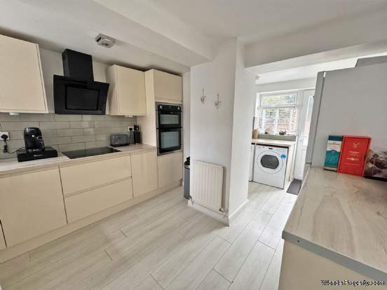 Additional Property Image 3 bedroom Semi Detached for sale in Oldham 5