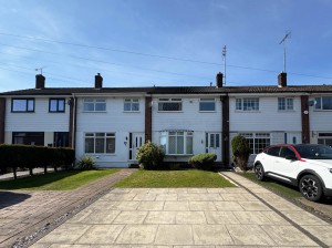 3 bedroom Town House to rent in Oldham
