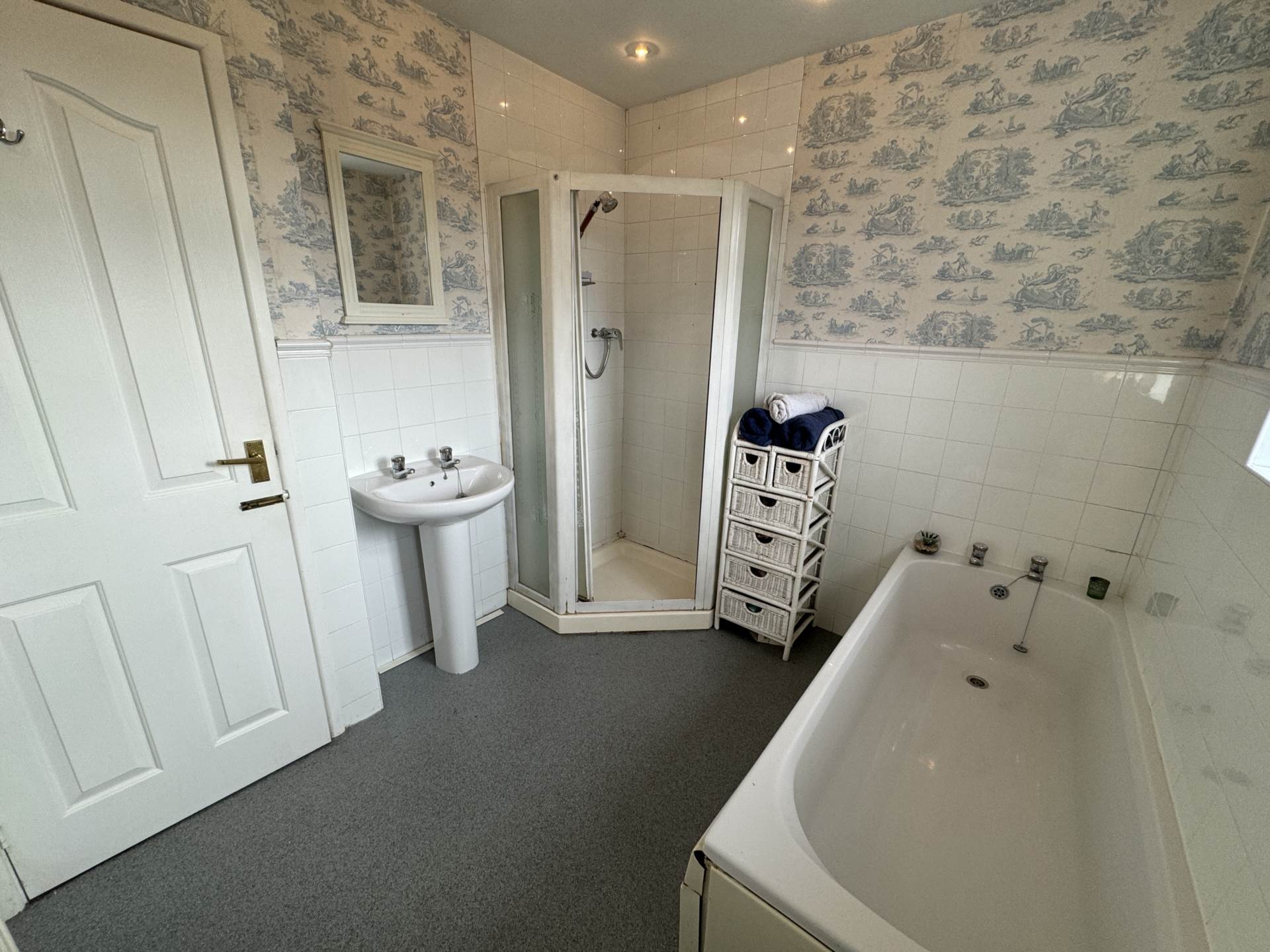 Additional Property Image 4 bedroom Semi Detached for sale in Oldham 9