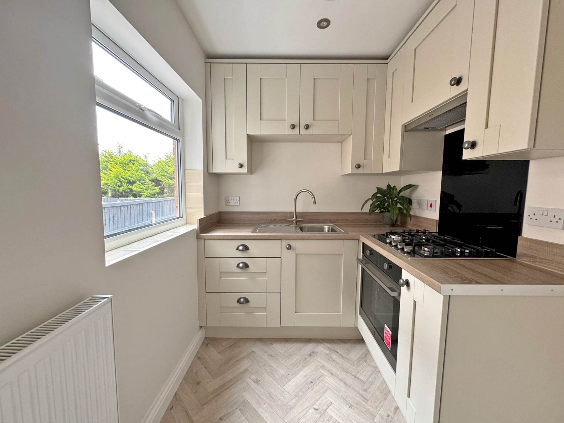 Additional Property Image 2 bedroom Terraced to rent in Oldham 10