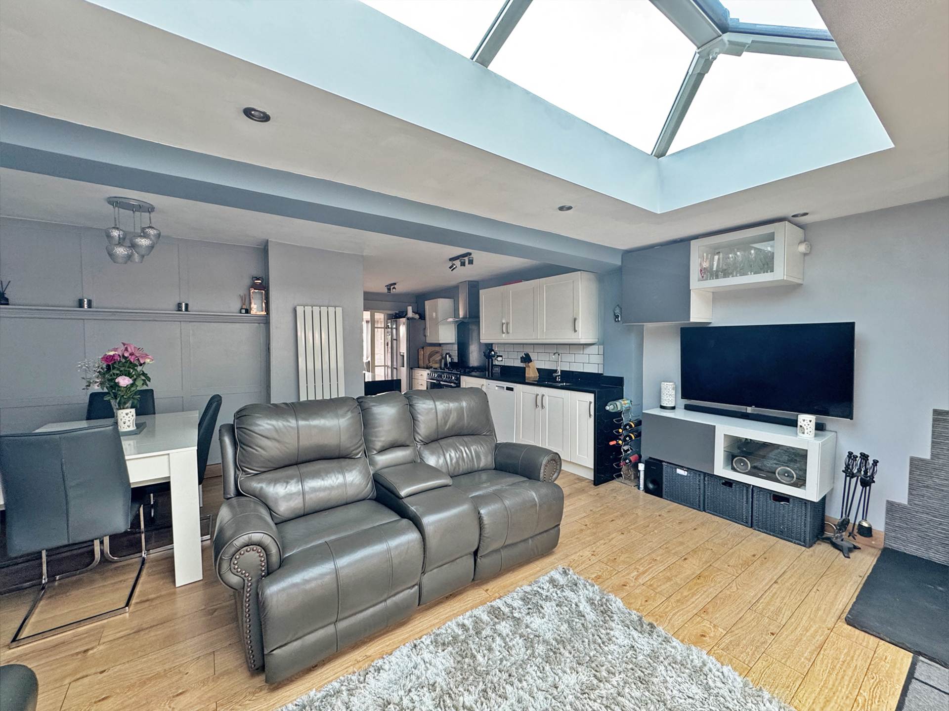 Additional Property Image 3 bedroom Link Detached House for sale in Oldham 2
