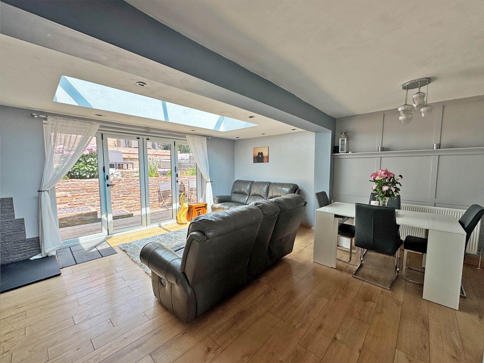 Additional Property Image 3 bedroom Link Detached House for sale in Oldham 5
