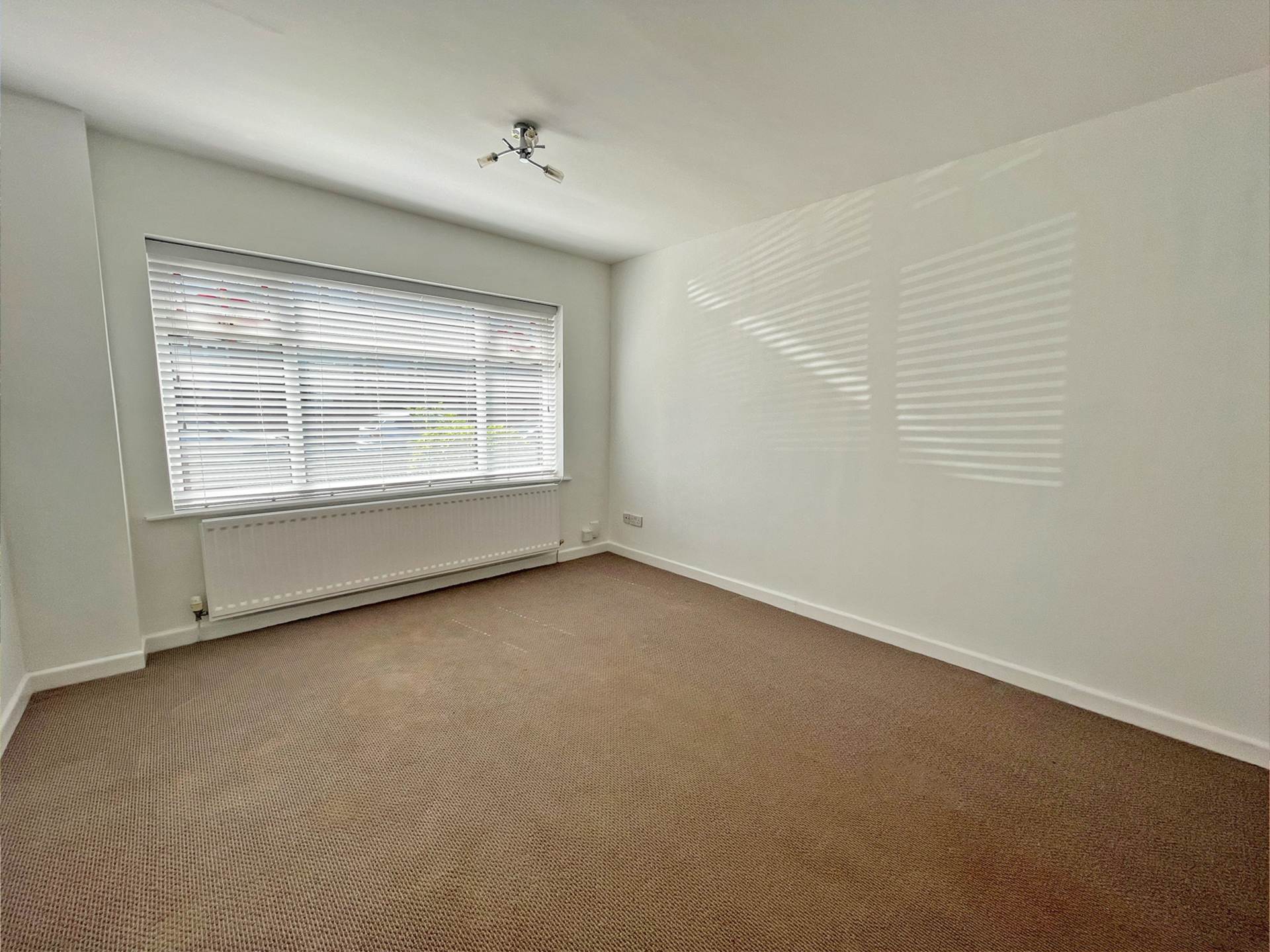 Additional Property Image 3 bedroom Semi Detached for sale in Oldham 2