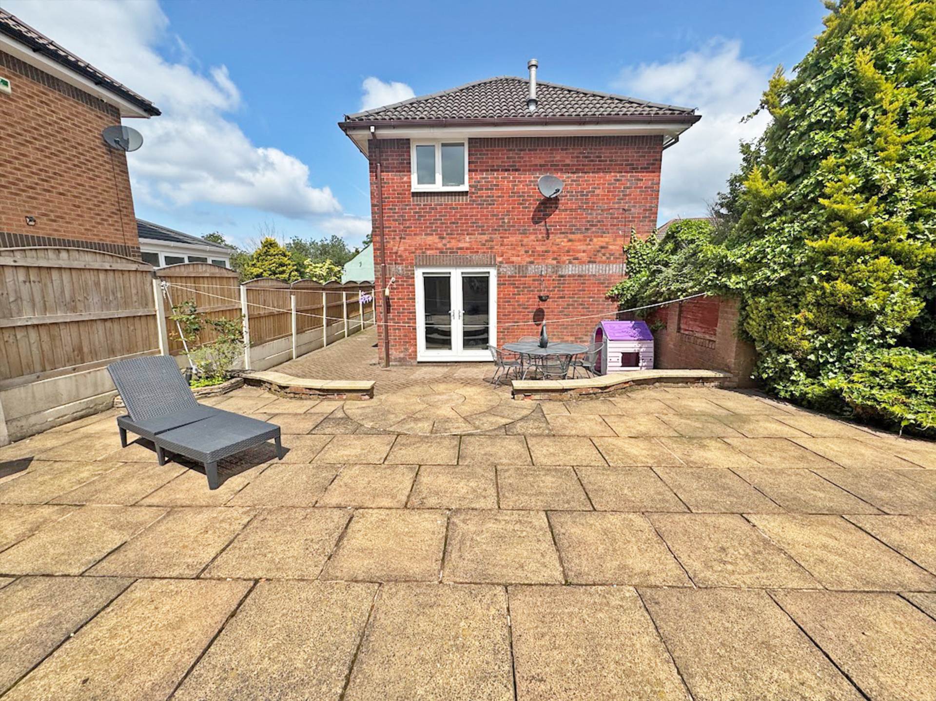 Additional Property Image 3 bedroom Detached for sale in Oldham 14