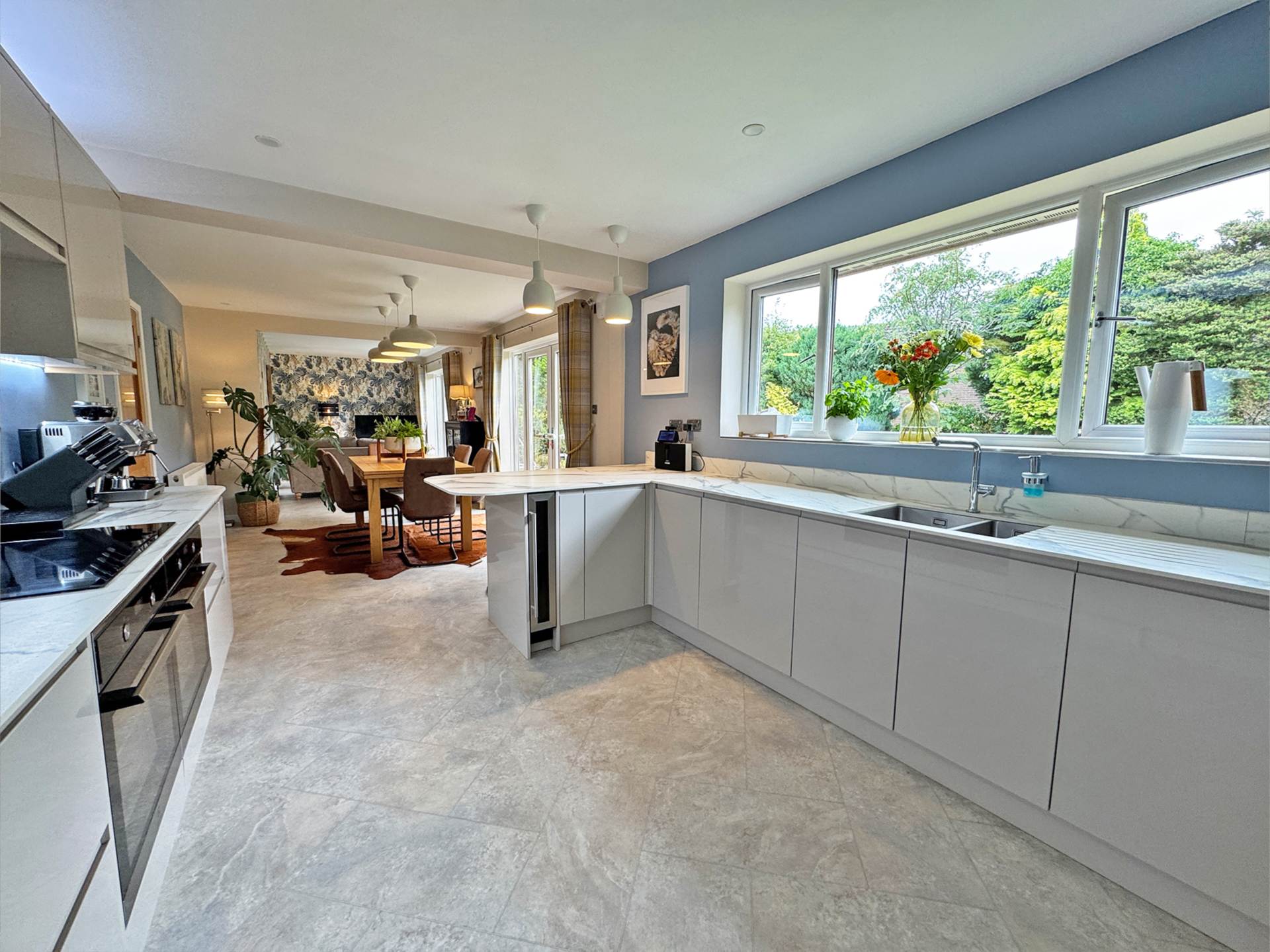 Additional Property Image 4 bedroom Detached for sale in Oldham 7