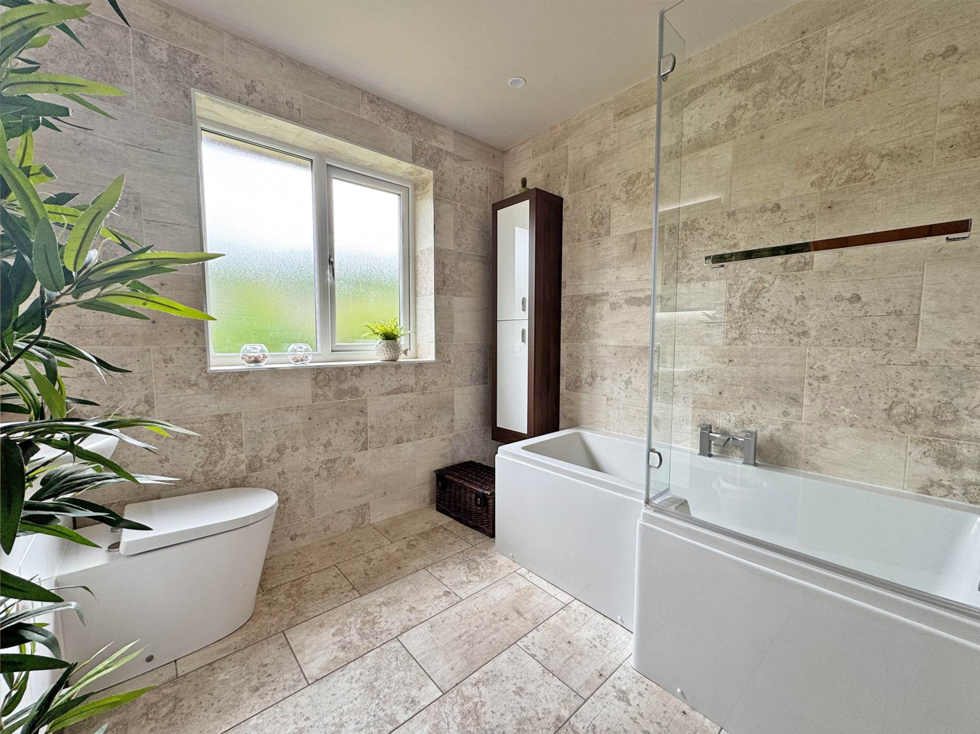 Additional Property Image 4 bedroom Detached for sale in Oldham 26