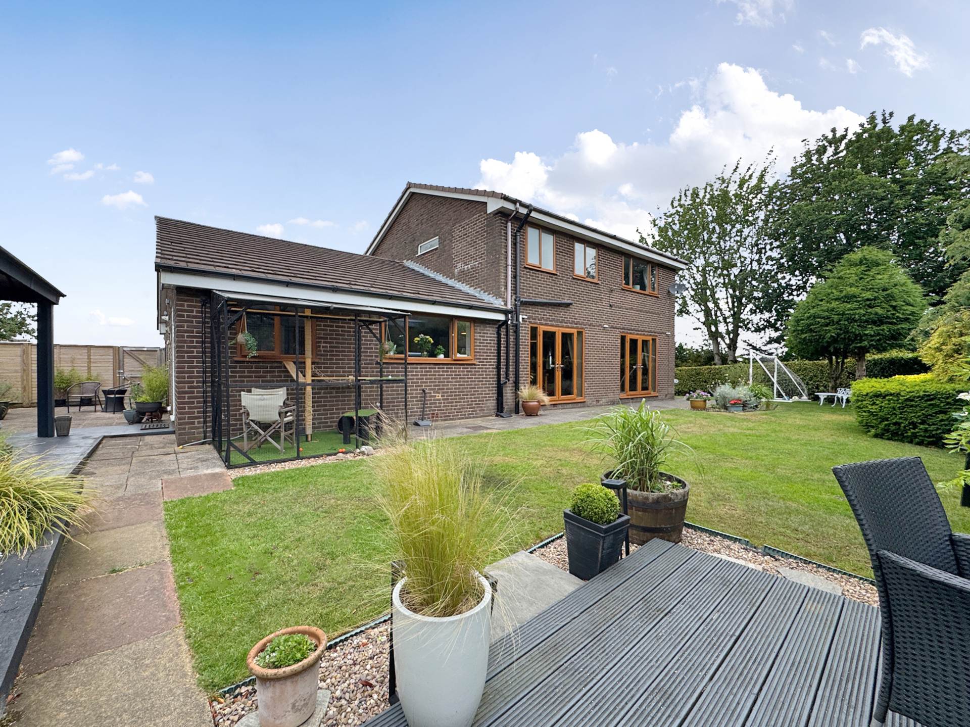 Additional Property Image 4 bedroom Detached for sale in Oldham 34