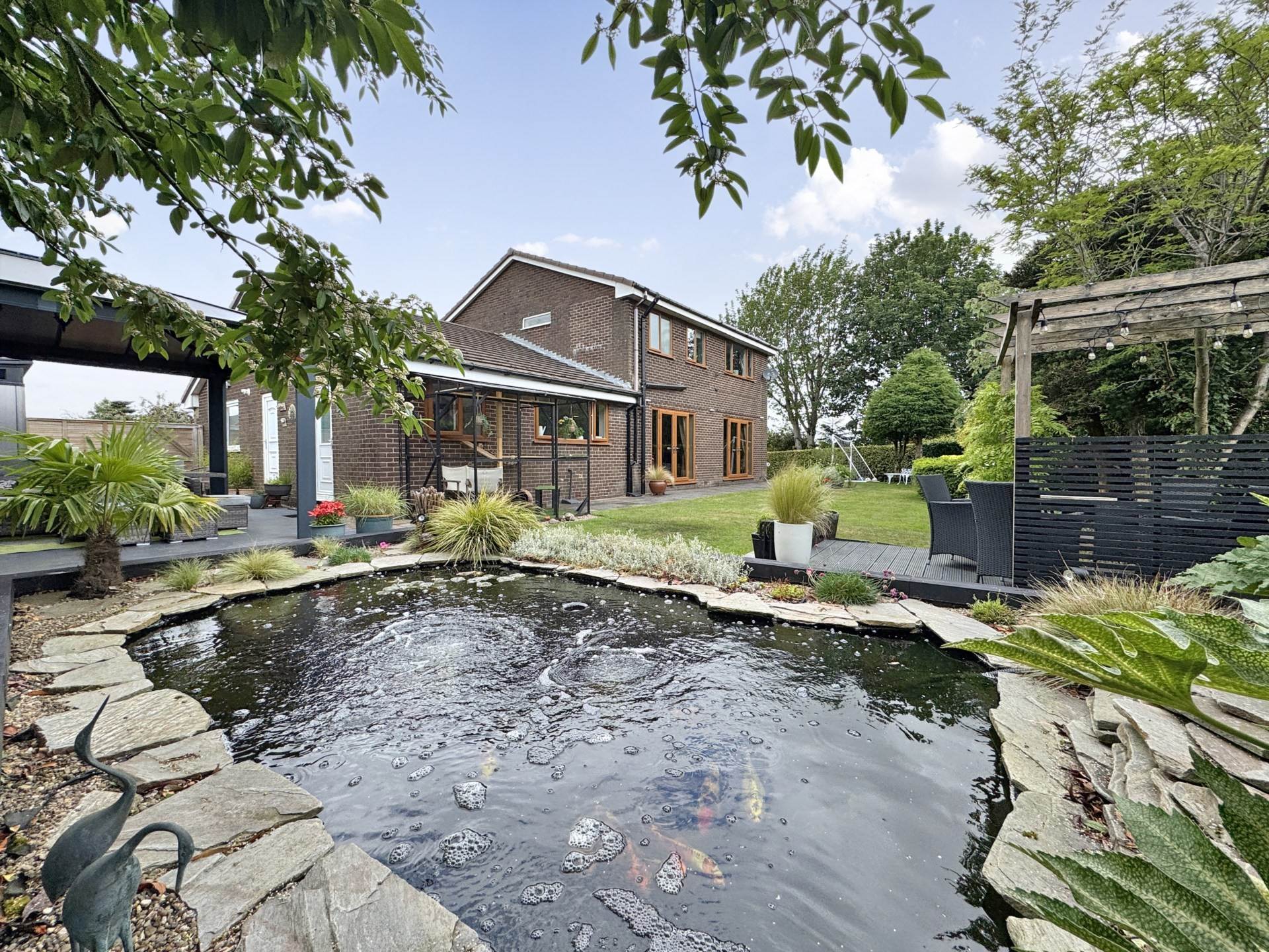 Additional Property Image 4 bedroom Detached for sale in Oldham 35