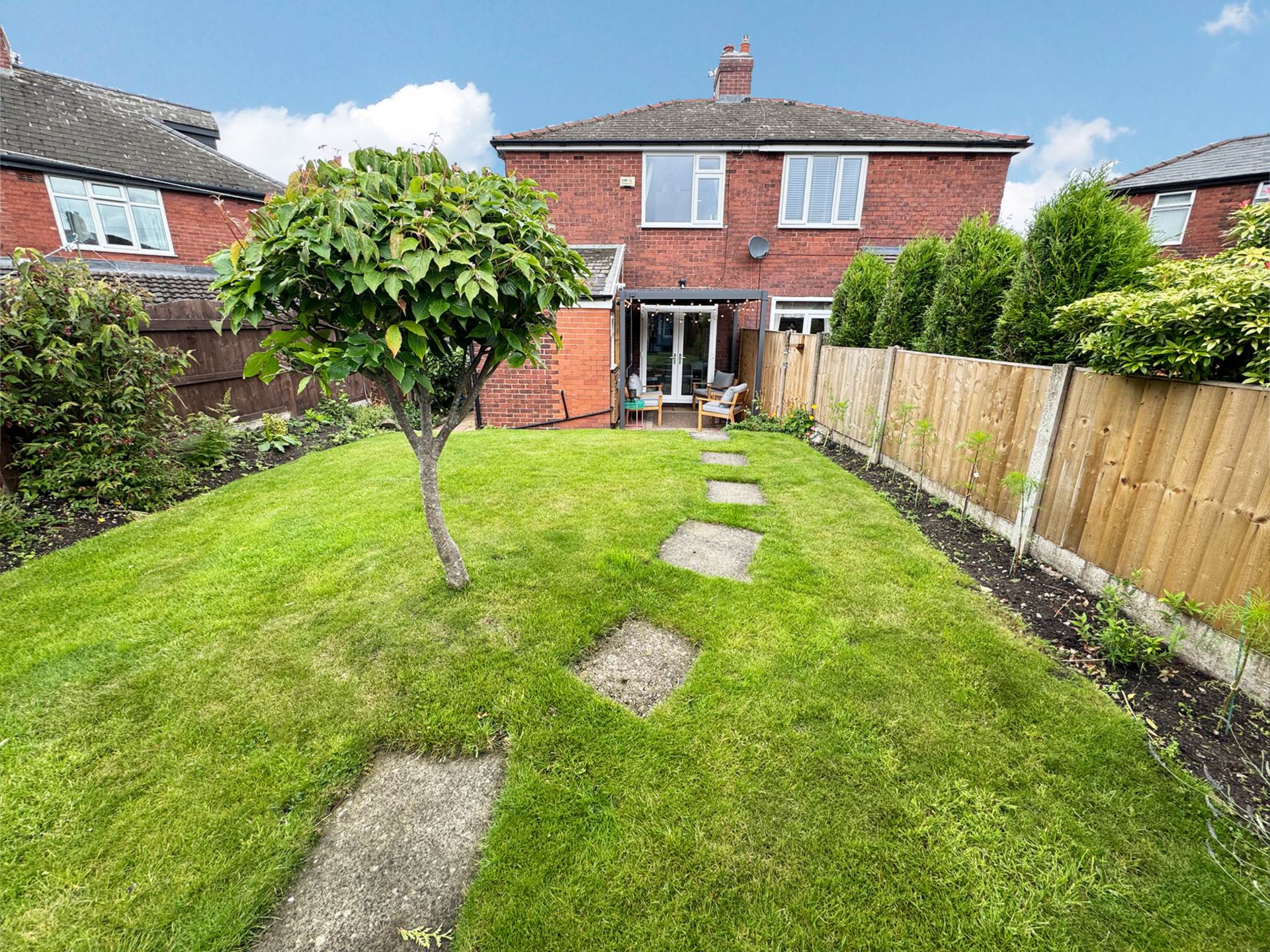 Additional Property Image 3 bedroom Semi Detached for sale in Oldham 14