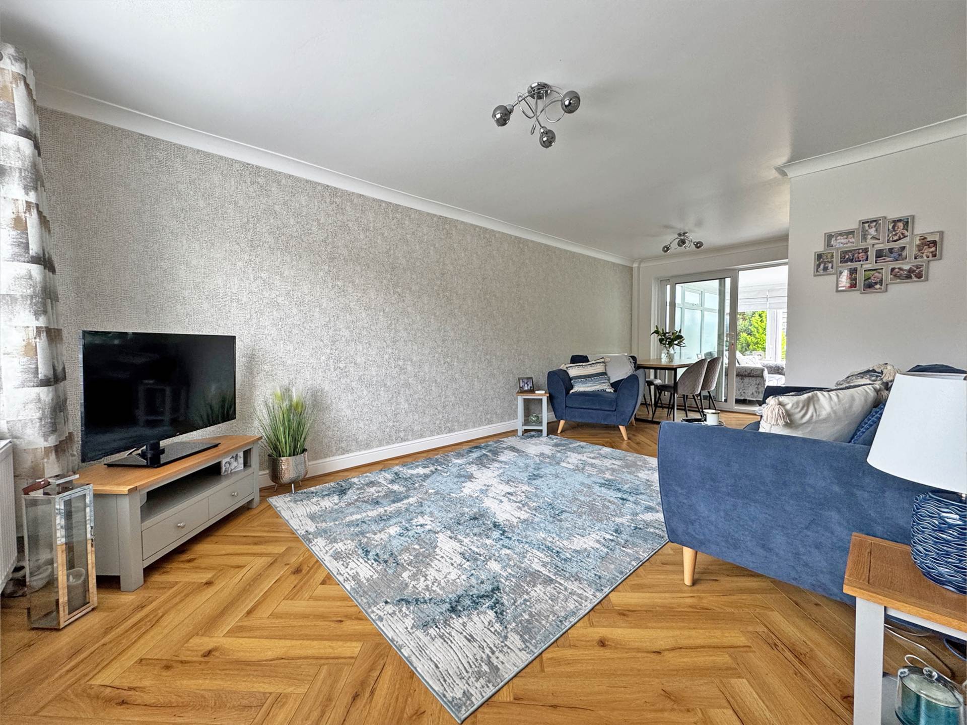 Additional Property Image 3 bedroom Semi Detached for sale in Oldham 3