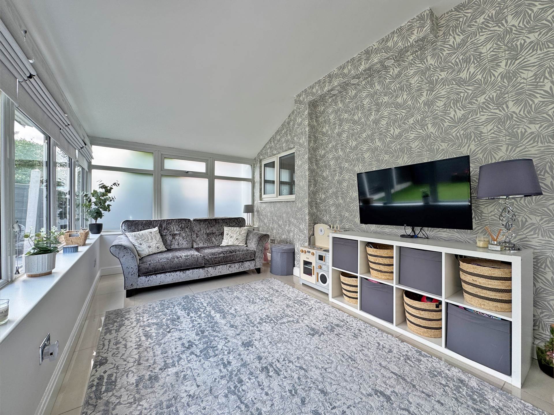 Additional Property Image 3 bedroom Semi Detached for sale in Oldham 9