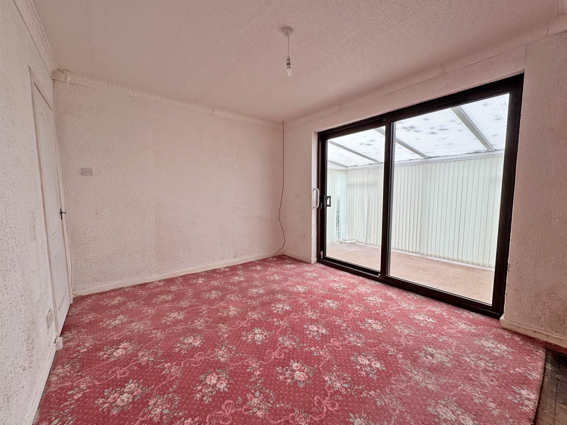 Additional Property Image 3 bedroom Semi Detached Bungalow for sale in Oldham 8