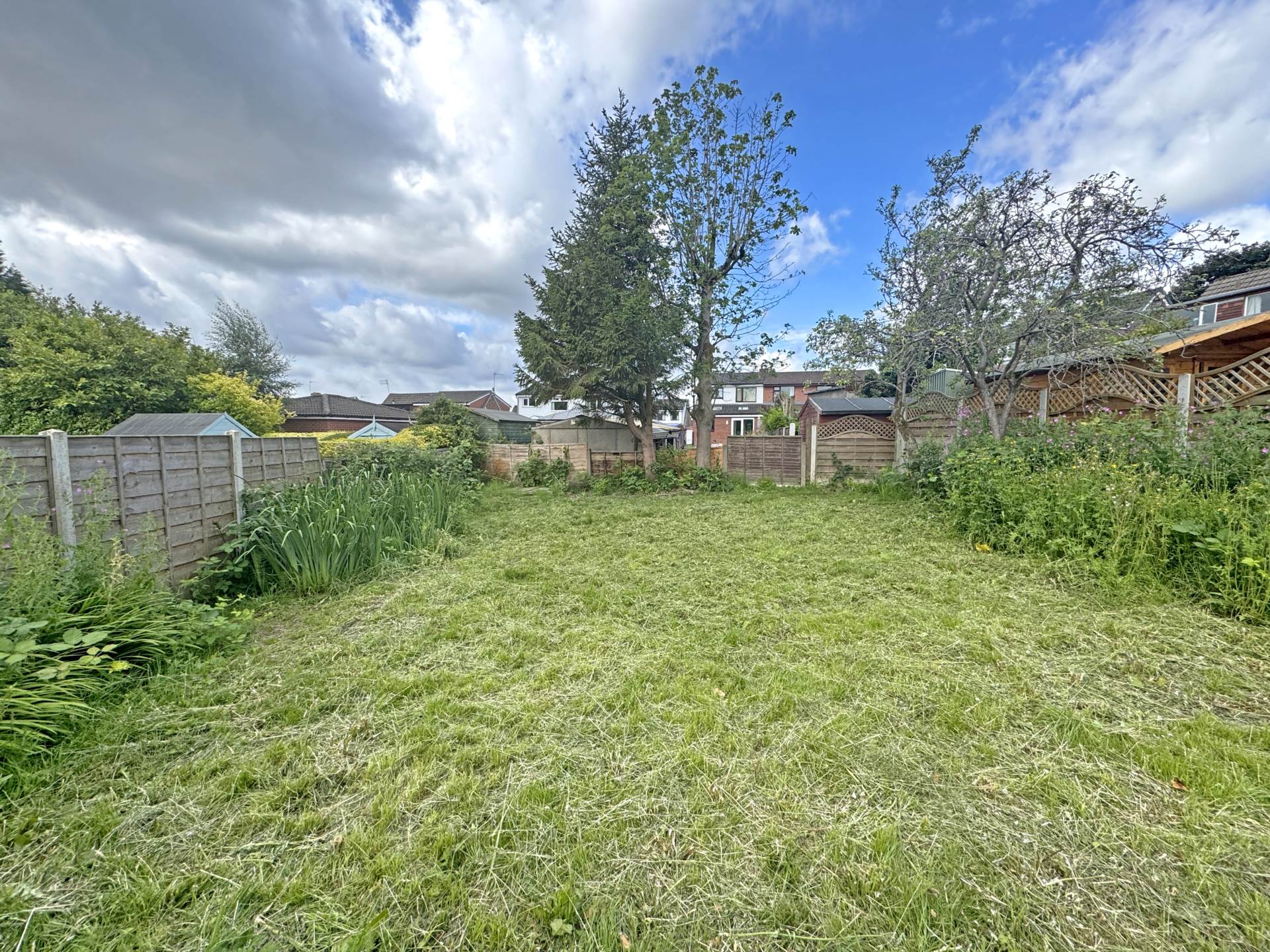 Additional Property Image 3 bedroom Semi Detached Bungalow for sale in Oldham 12