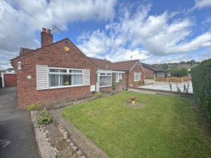 3 bedroom Semi Detached Bungalow for sale in Oldham