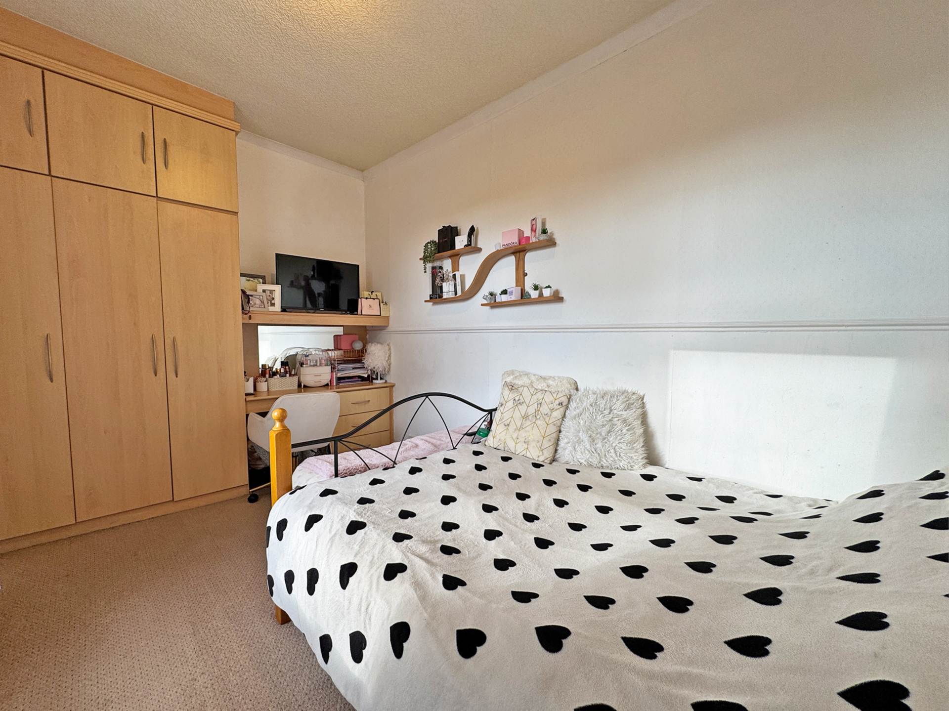 Additional Property Image 3 bedroom End of Terrace for sale in Oldham 10