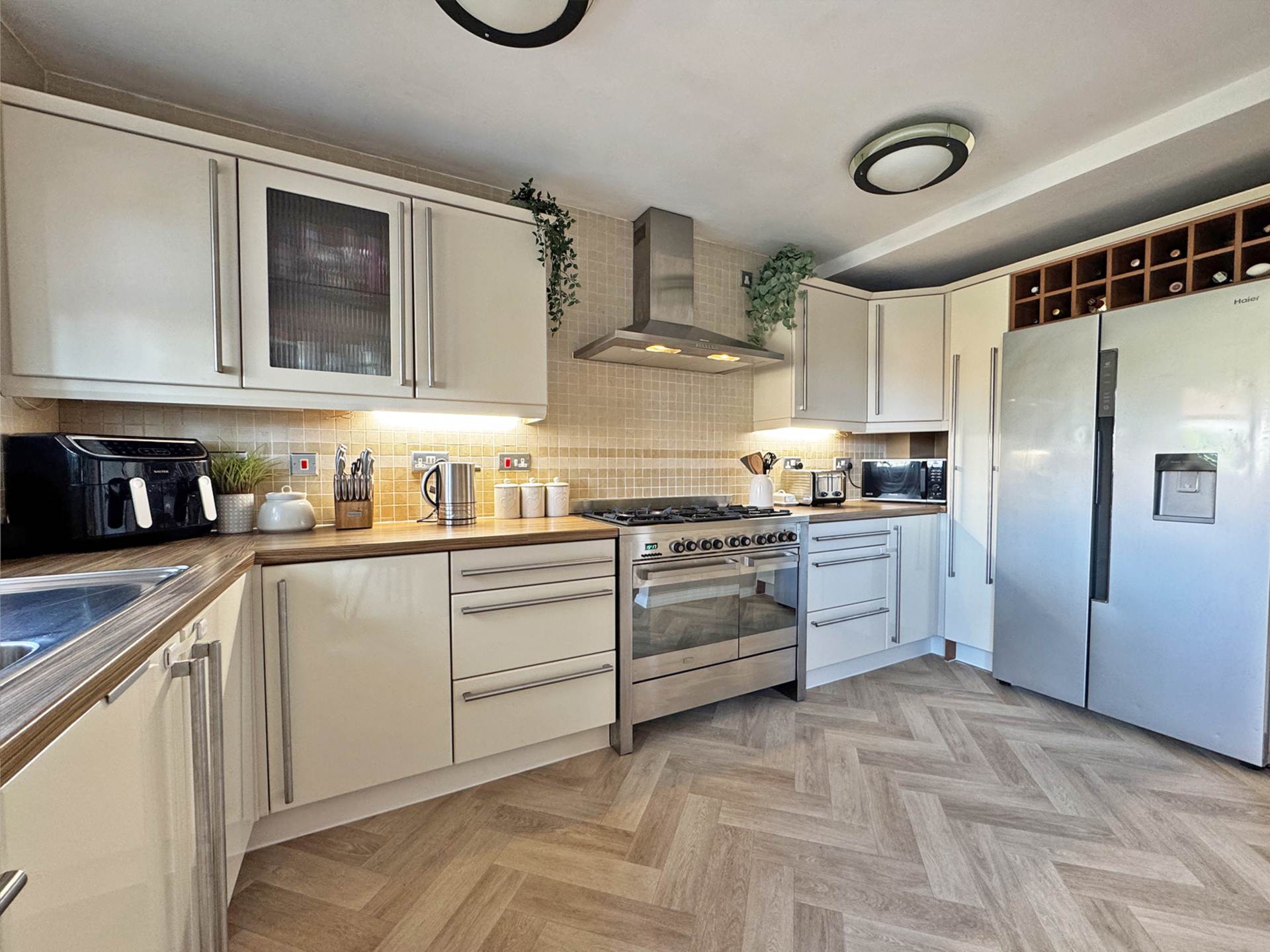 Additional Property Image 4 bedroom Detached for sale in Rochdale 6
