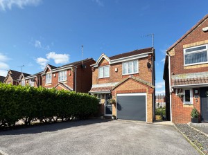 4 bedroom Detached for sale in Rochdale