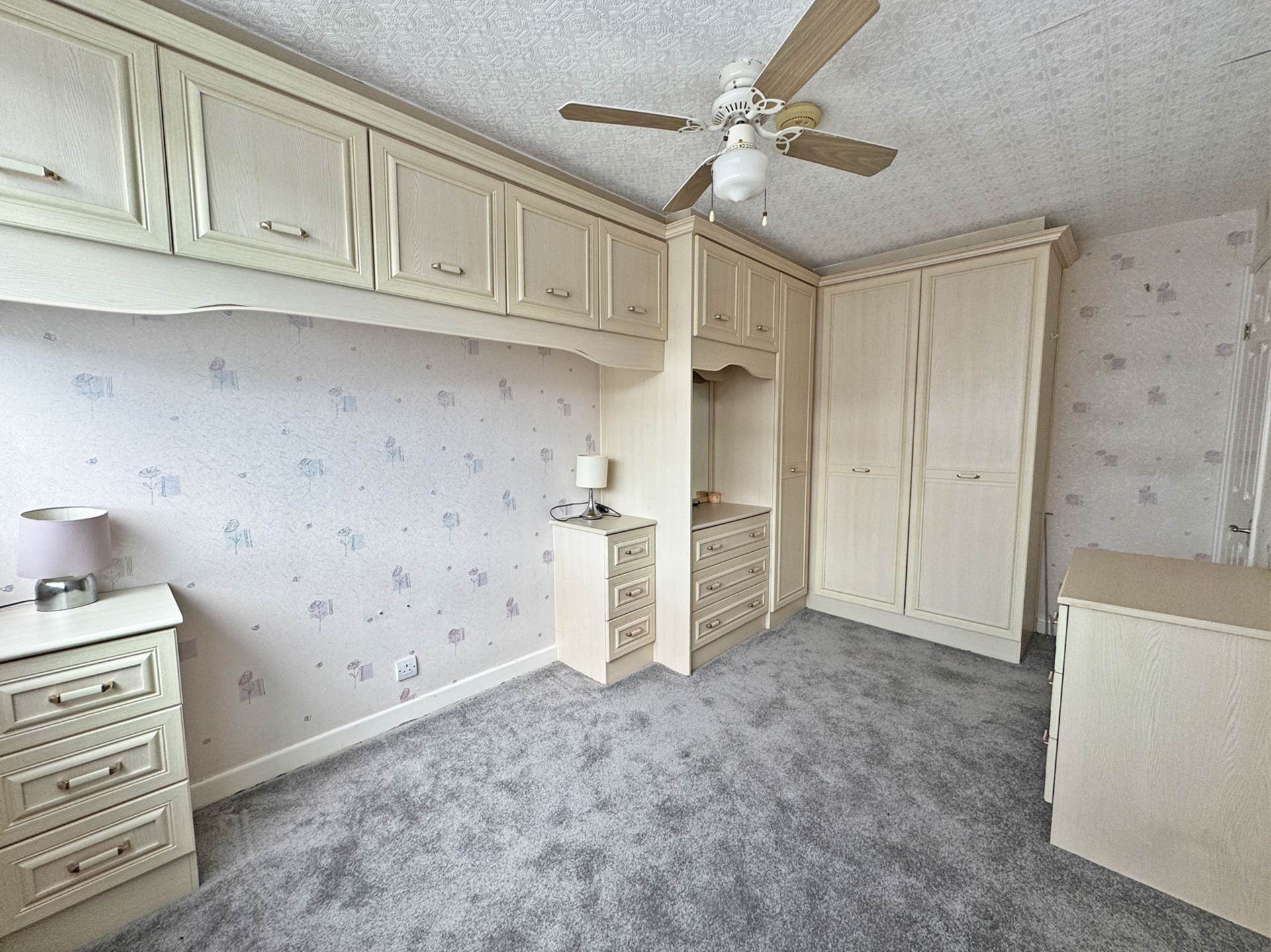 Additional Property Image 3 bedroom Semi Detached for sale in Oldham 9