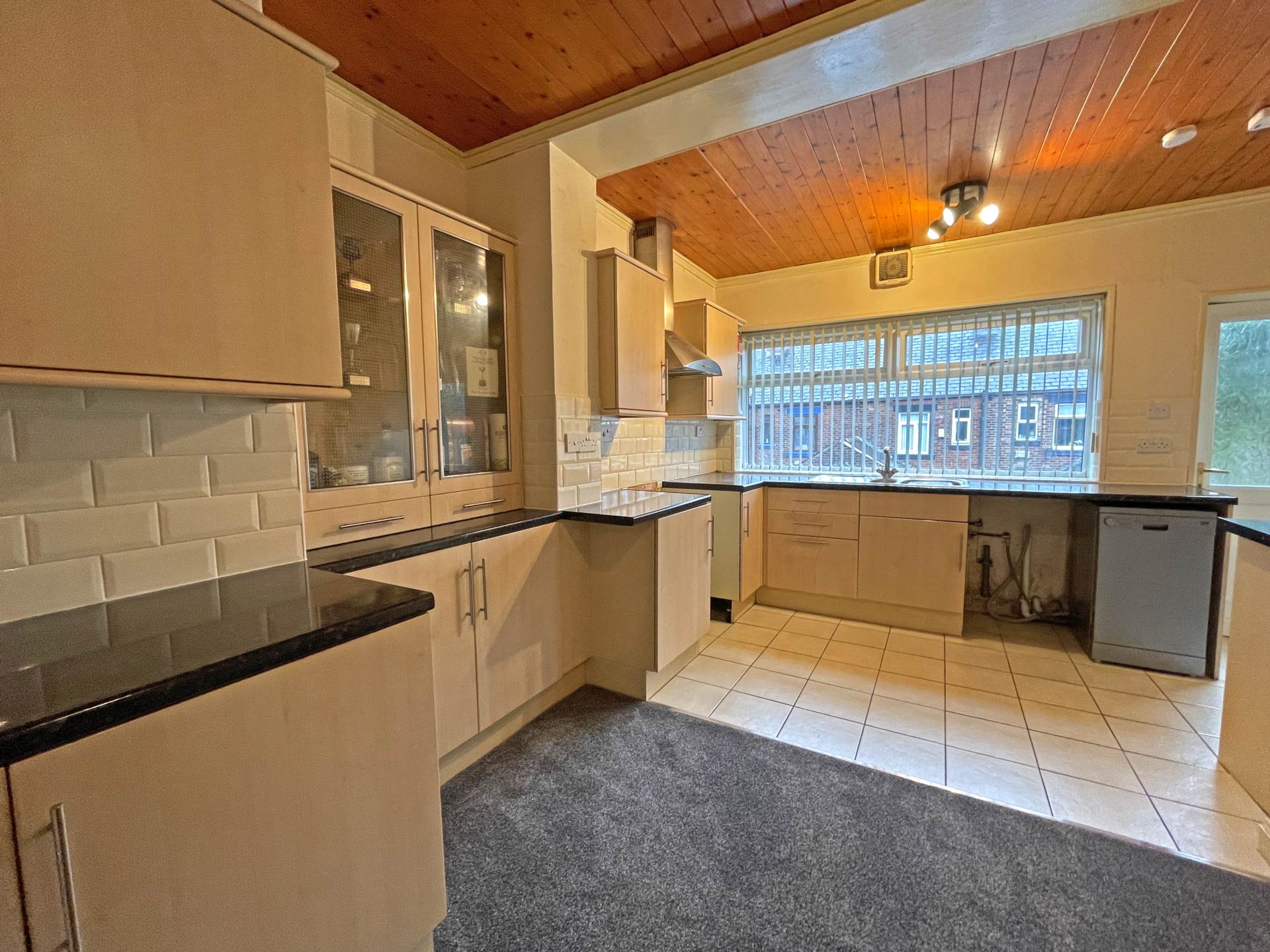 Additional Property Image 2 bedroom Terraced to rent in Oldham 8