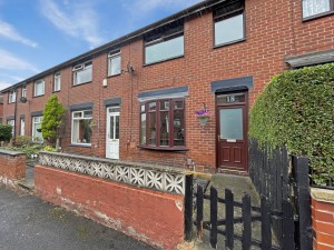 2 bedroom Terraced to rent in Oldham