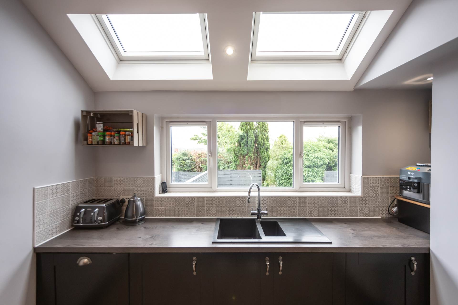 Additional Property Image 4 bedroom Semi Detached for sale in Oldham 7