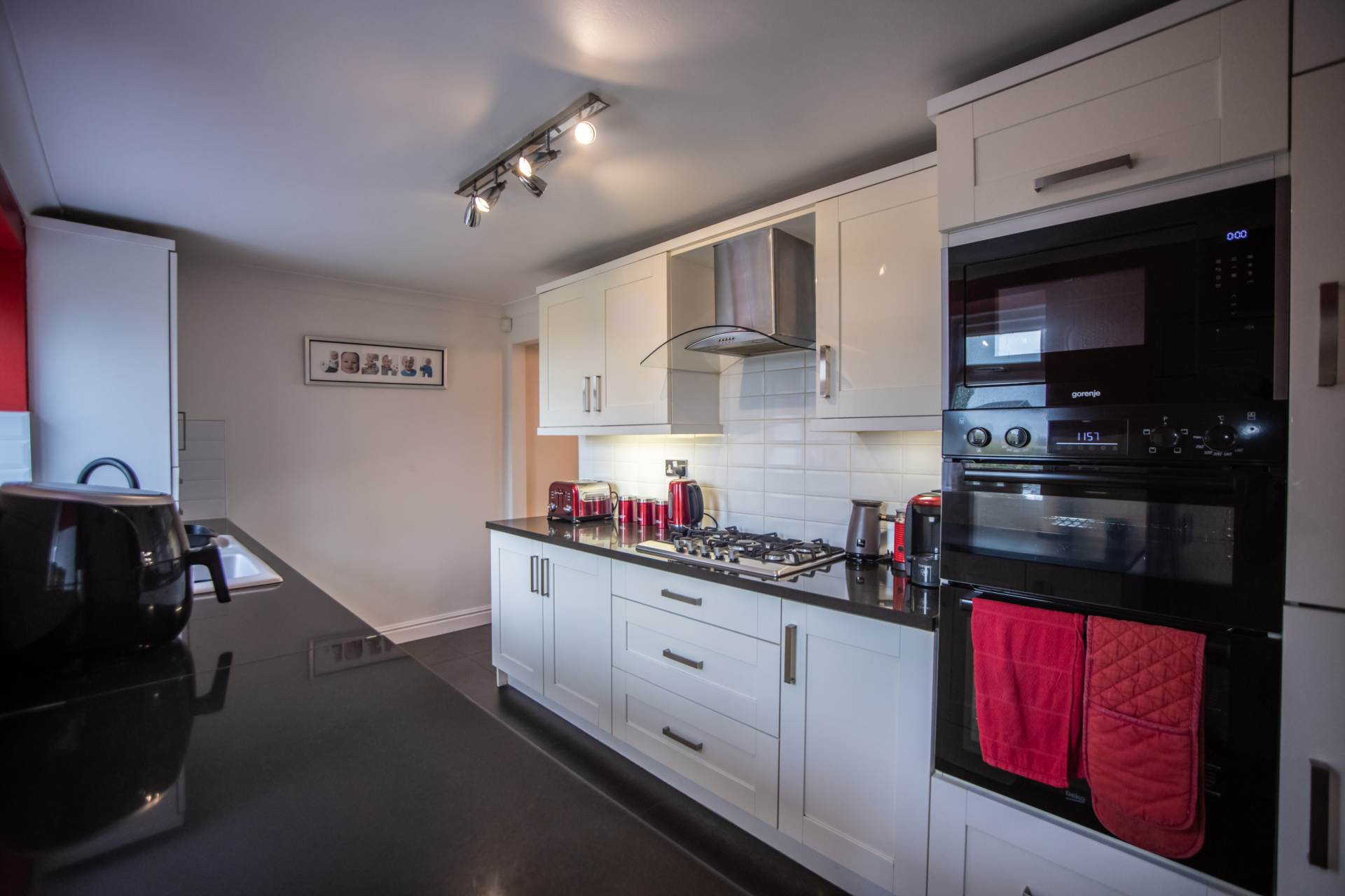 Additional Property Image 4 bedroom Cottage for sale in Rochdale 9