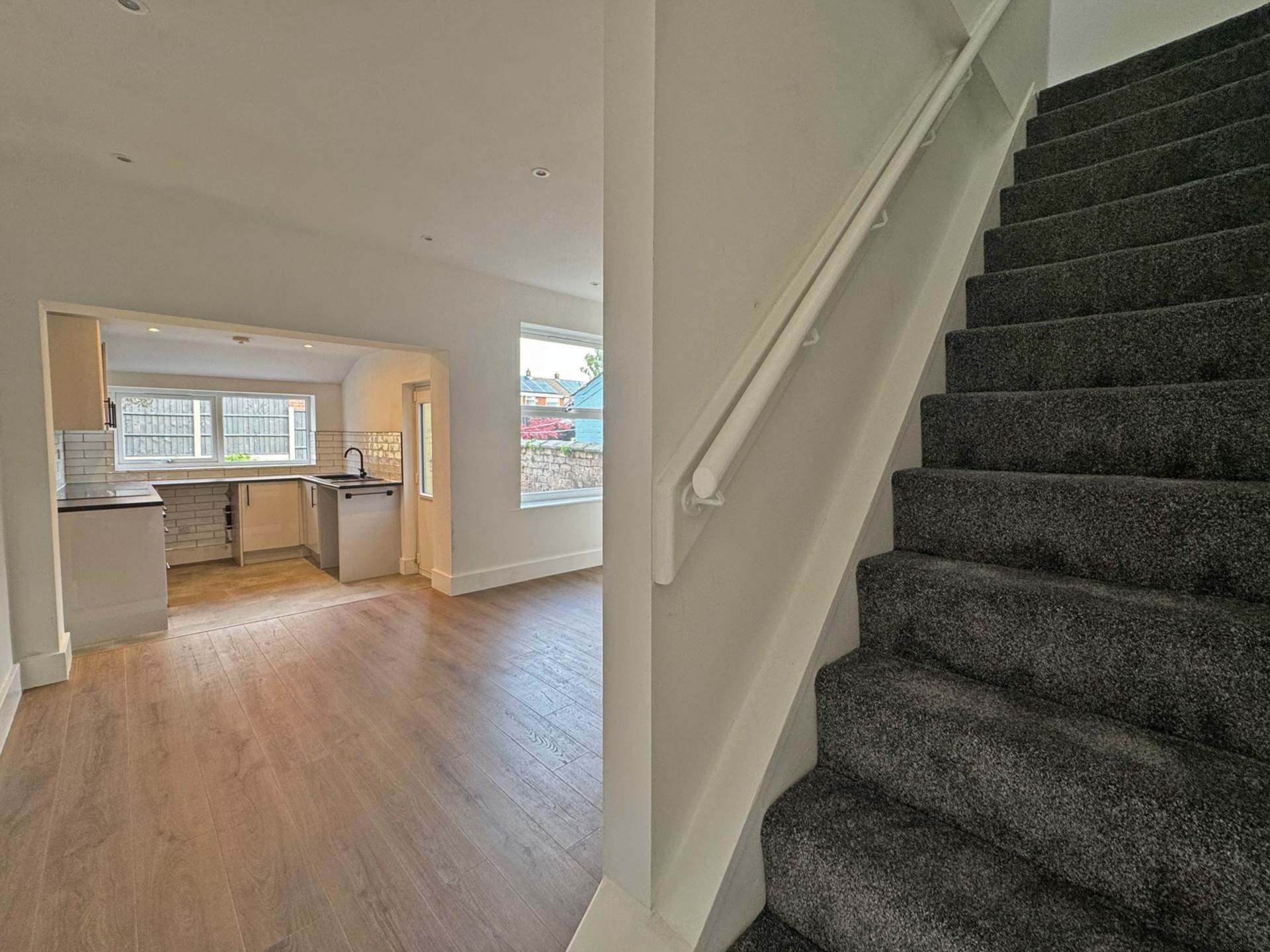 Additional Property Image 2 bedroom Terraced to rent in Oldham 4