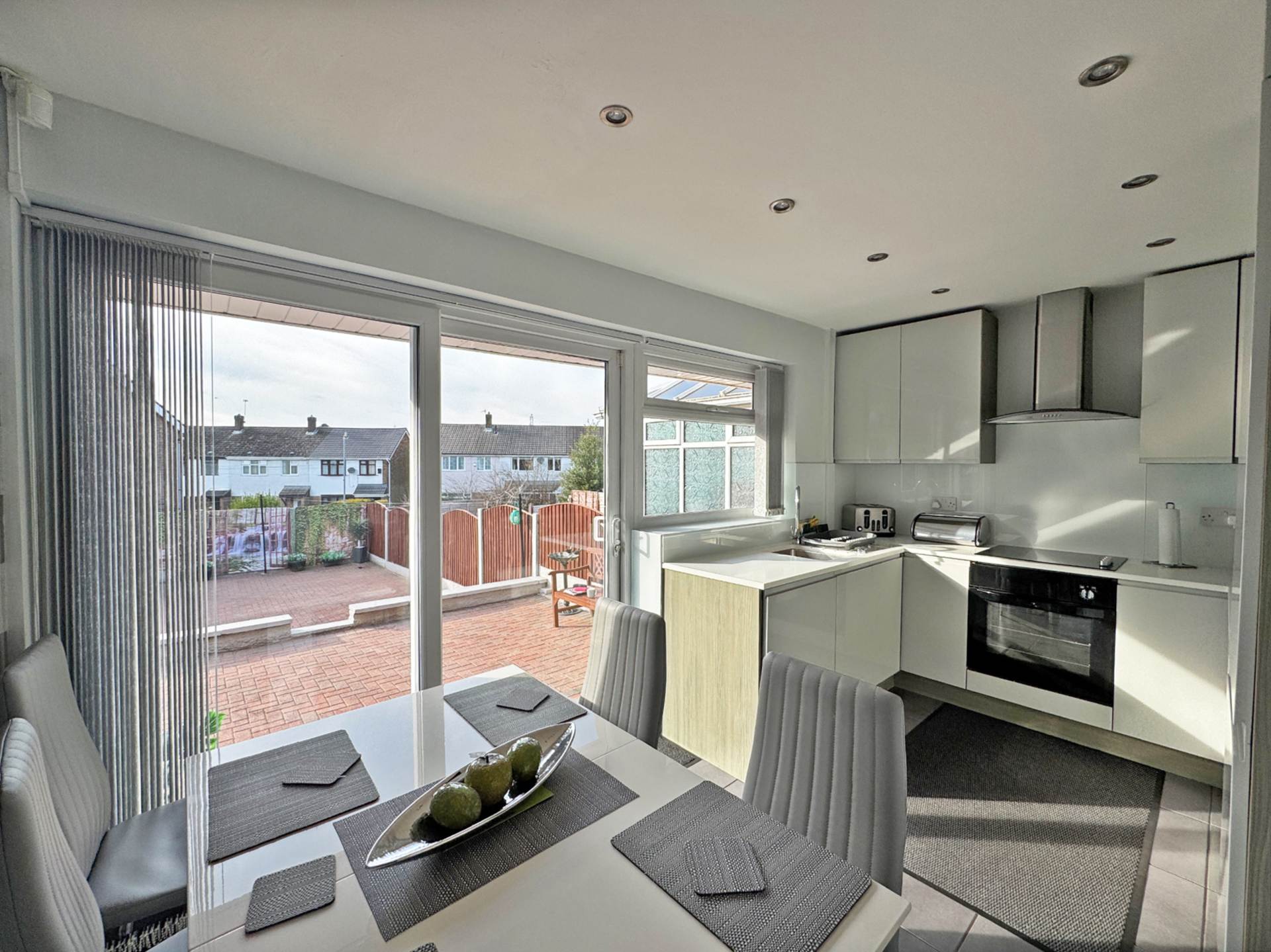 Additional Property Image 3 bedroom Semi Detached for sale in Oldham 6