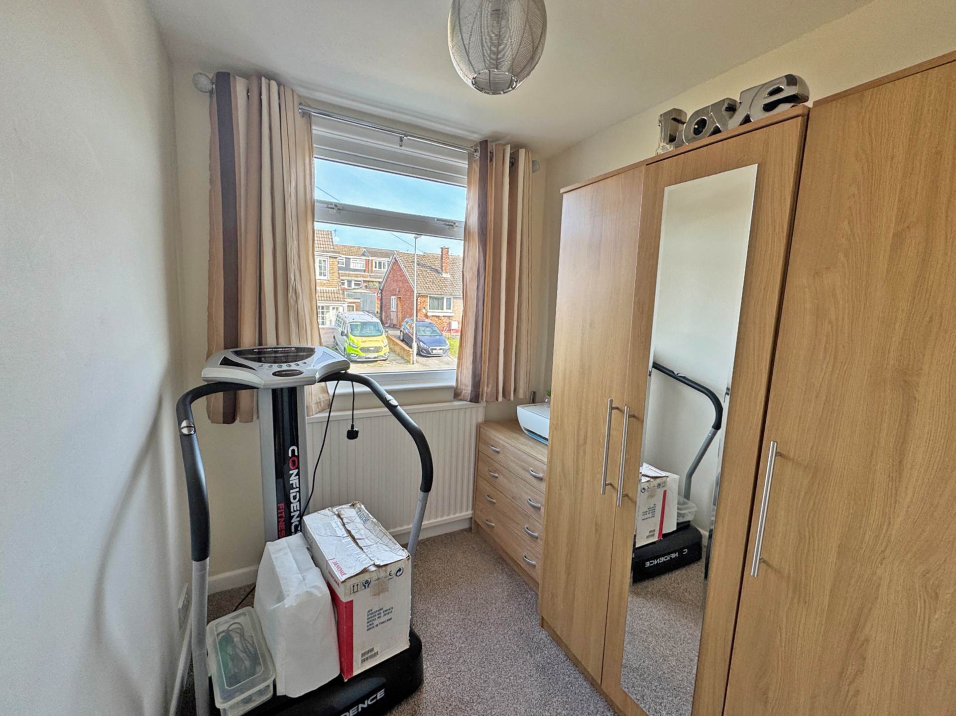 Additional Property Image 3 bedroom Semi Detached for sale in Oldham 9