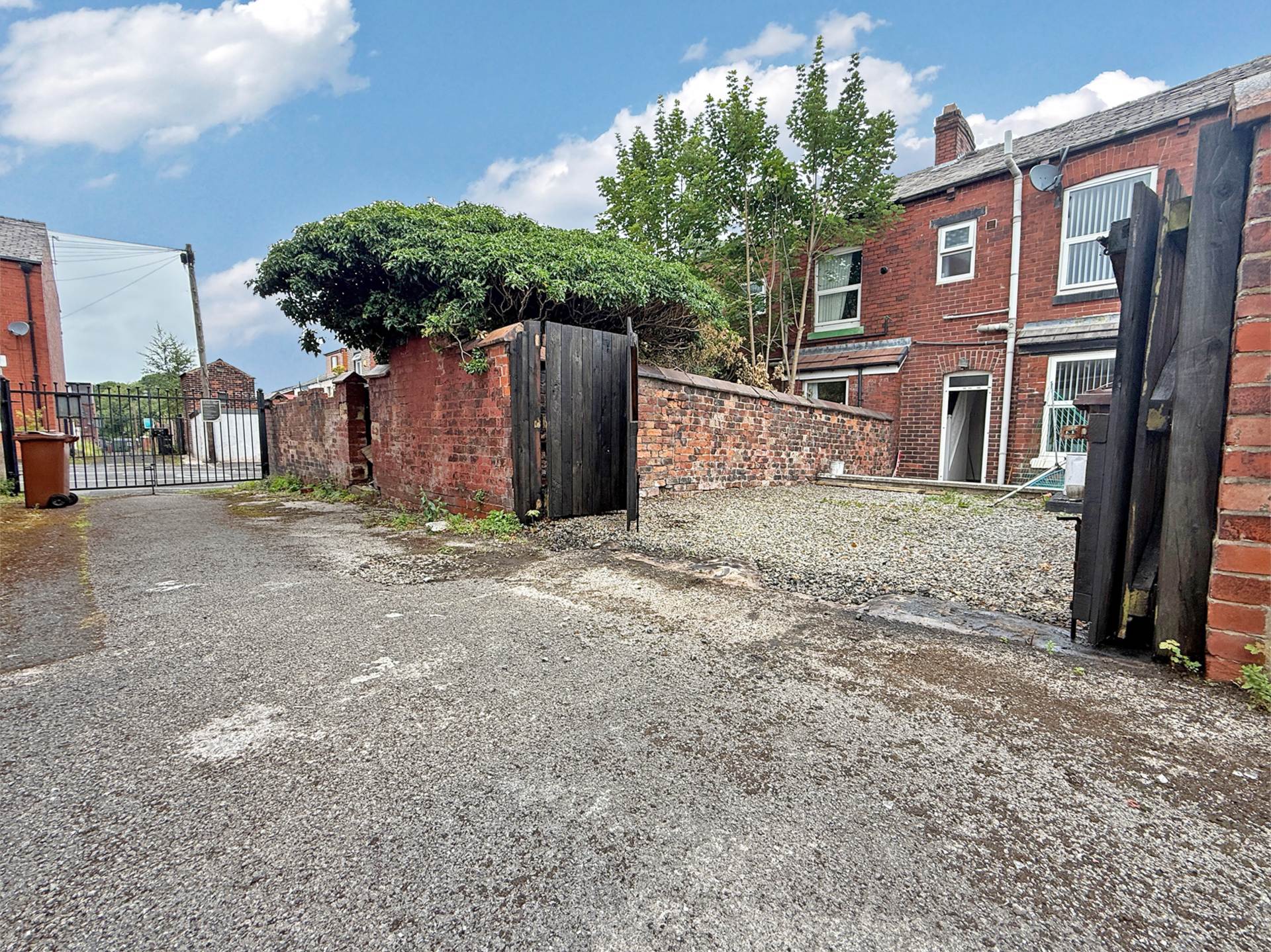 Additional Property Image 3 bedroom Terraced for sale in Oldham 11