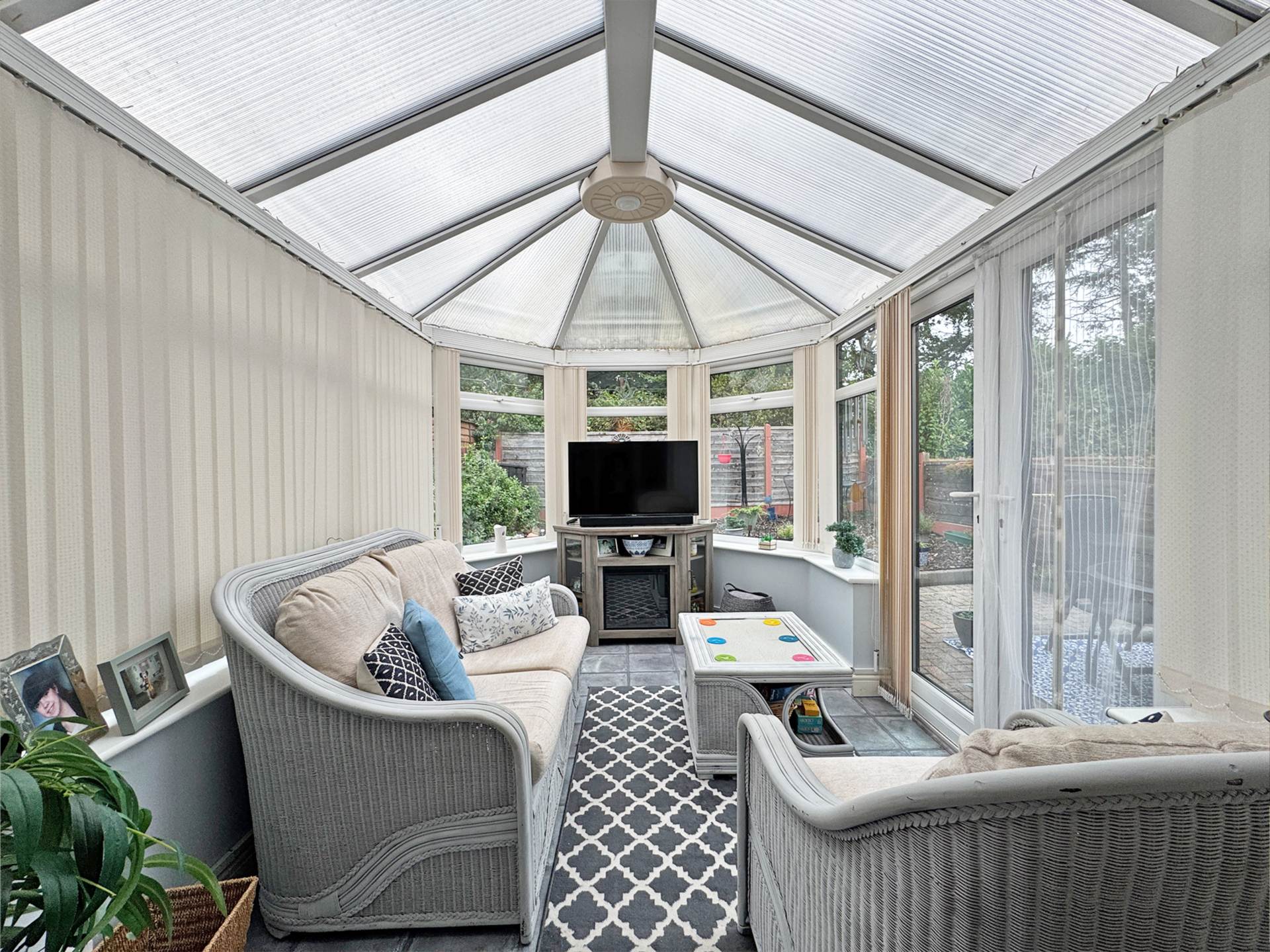 Additional Property Image 3 bedroom Detached for sale in Royton 9