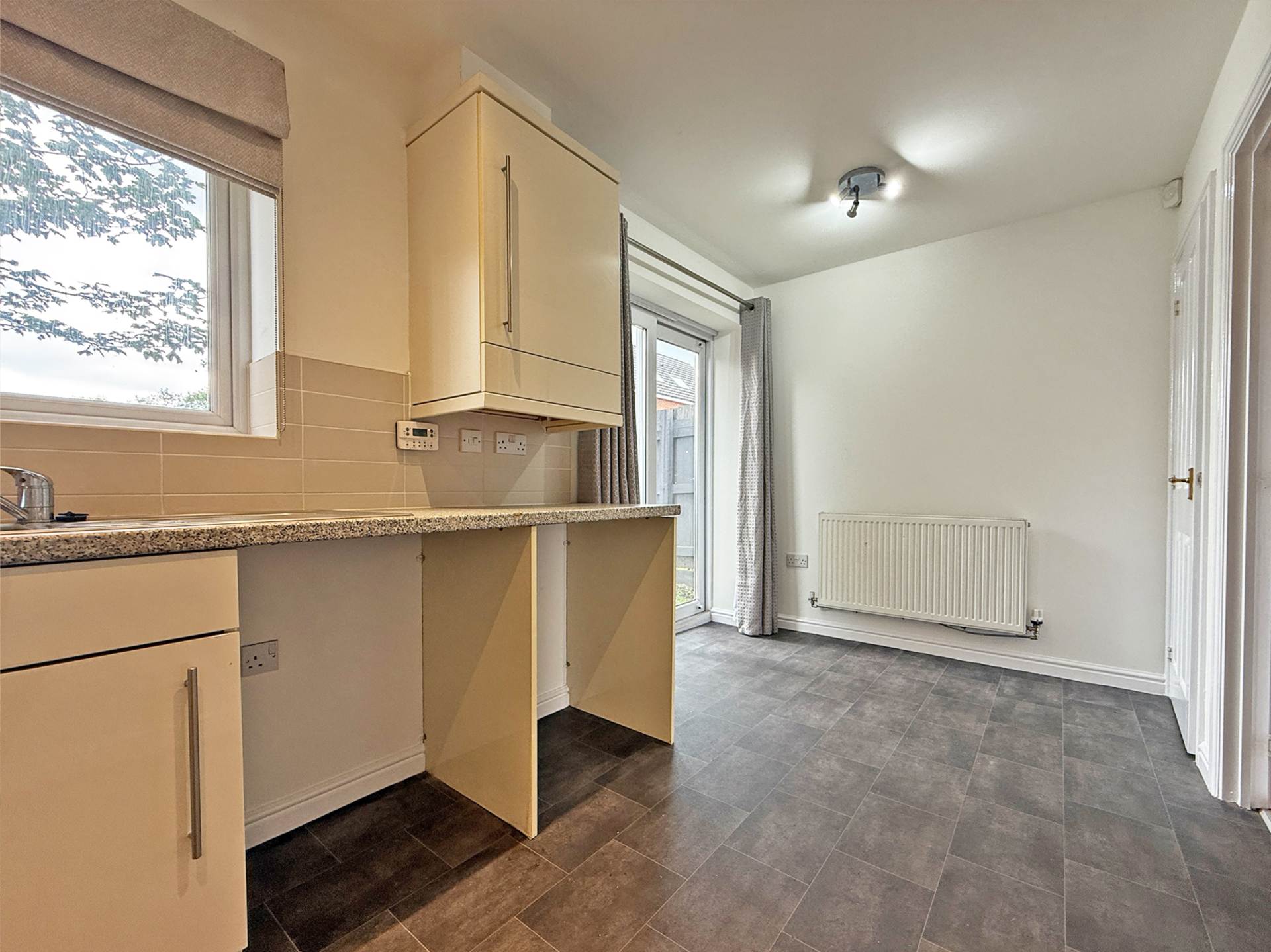 Additional Property Image 3 bedroom End of Terrace for sale in Oldham 5