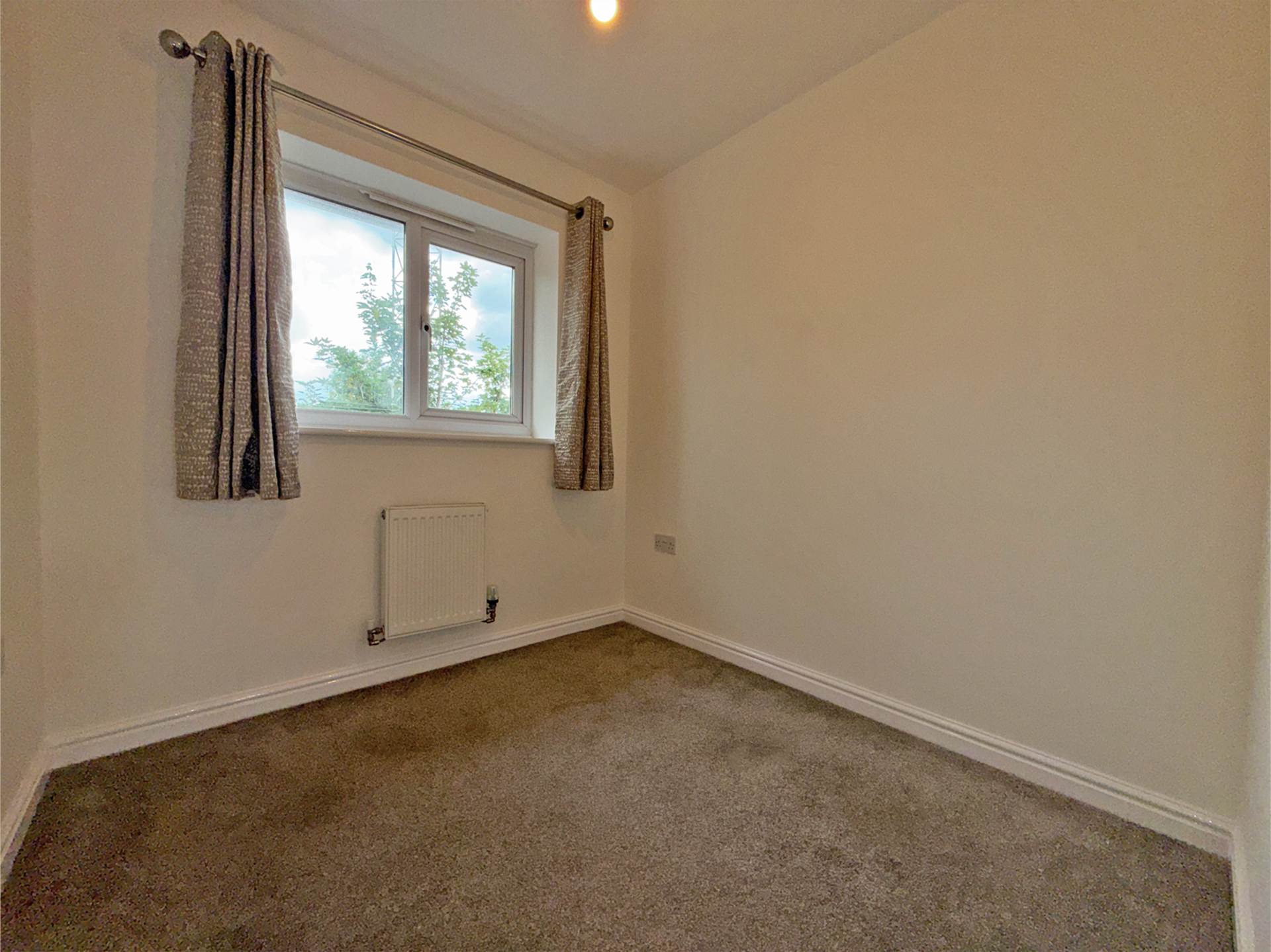 Additional Property Image 3 bedroom End of Terrace for sale in Oldham 9