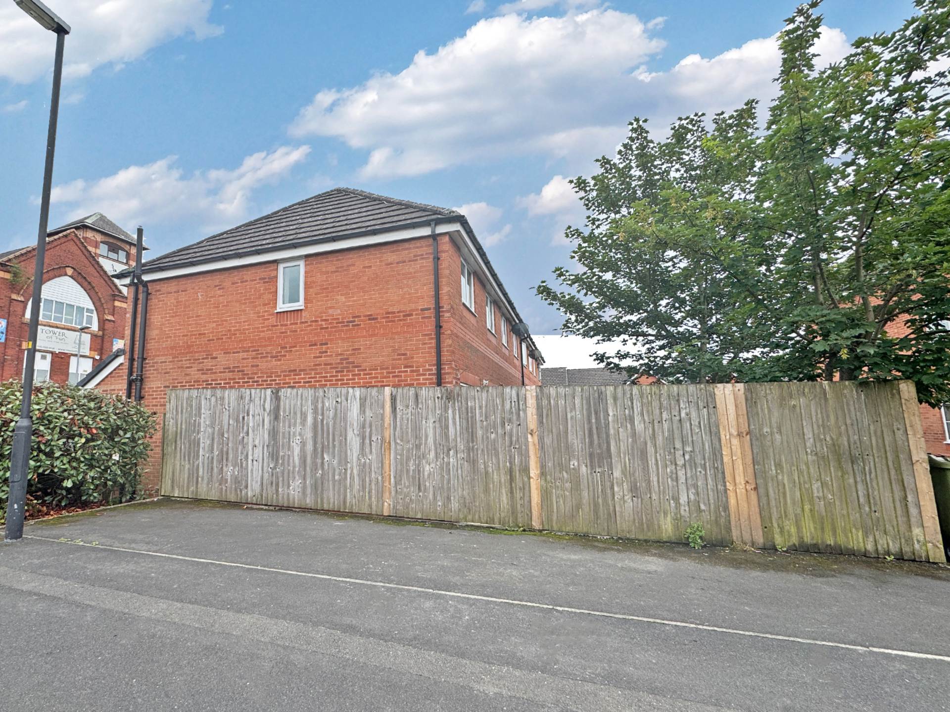 Additional Property Image 3 bedroom End of Terrace for sale in Oldham 11