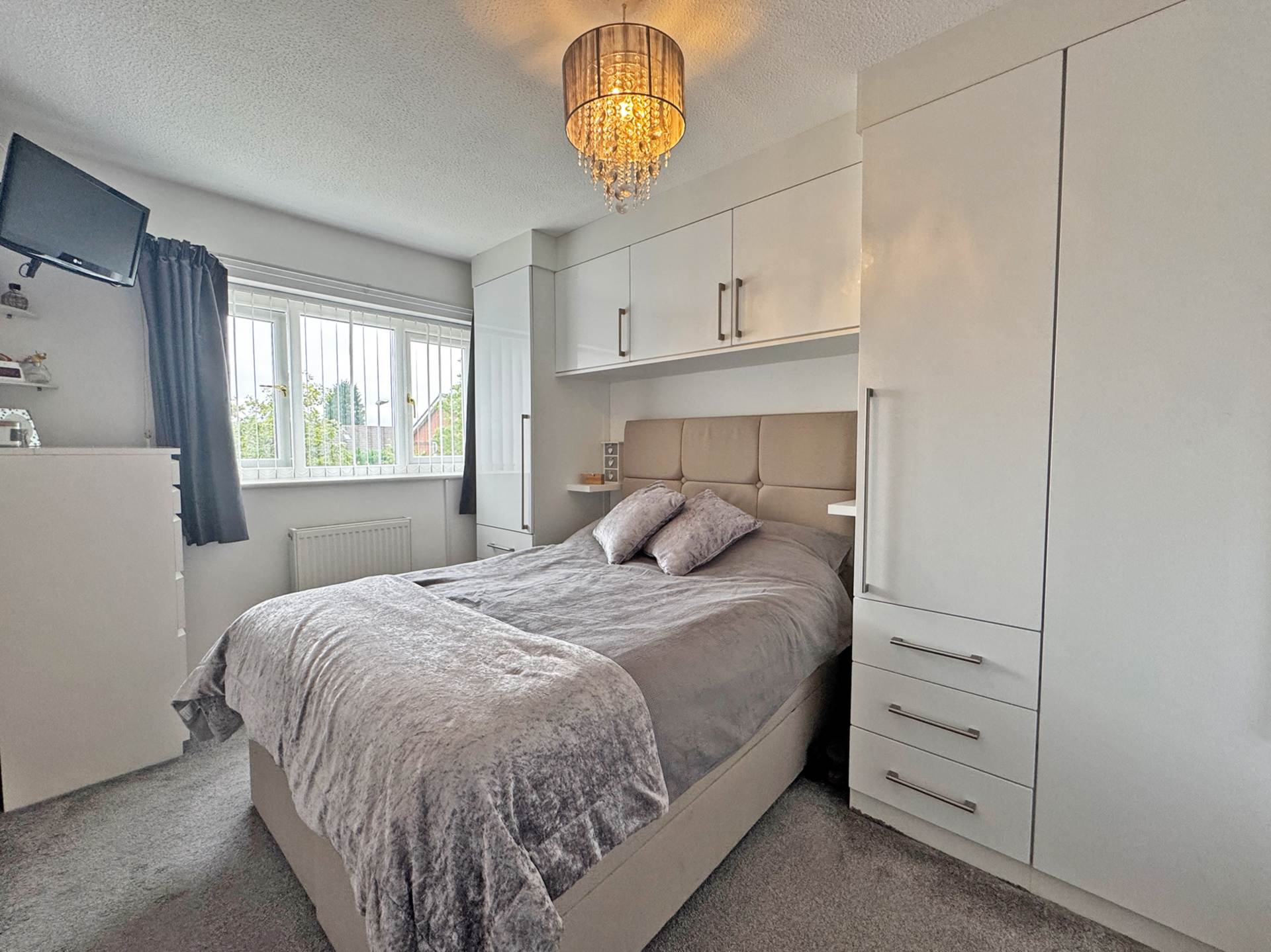 Additional Property Image 3 bedroom Detached for sale in Oldham 8