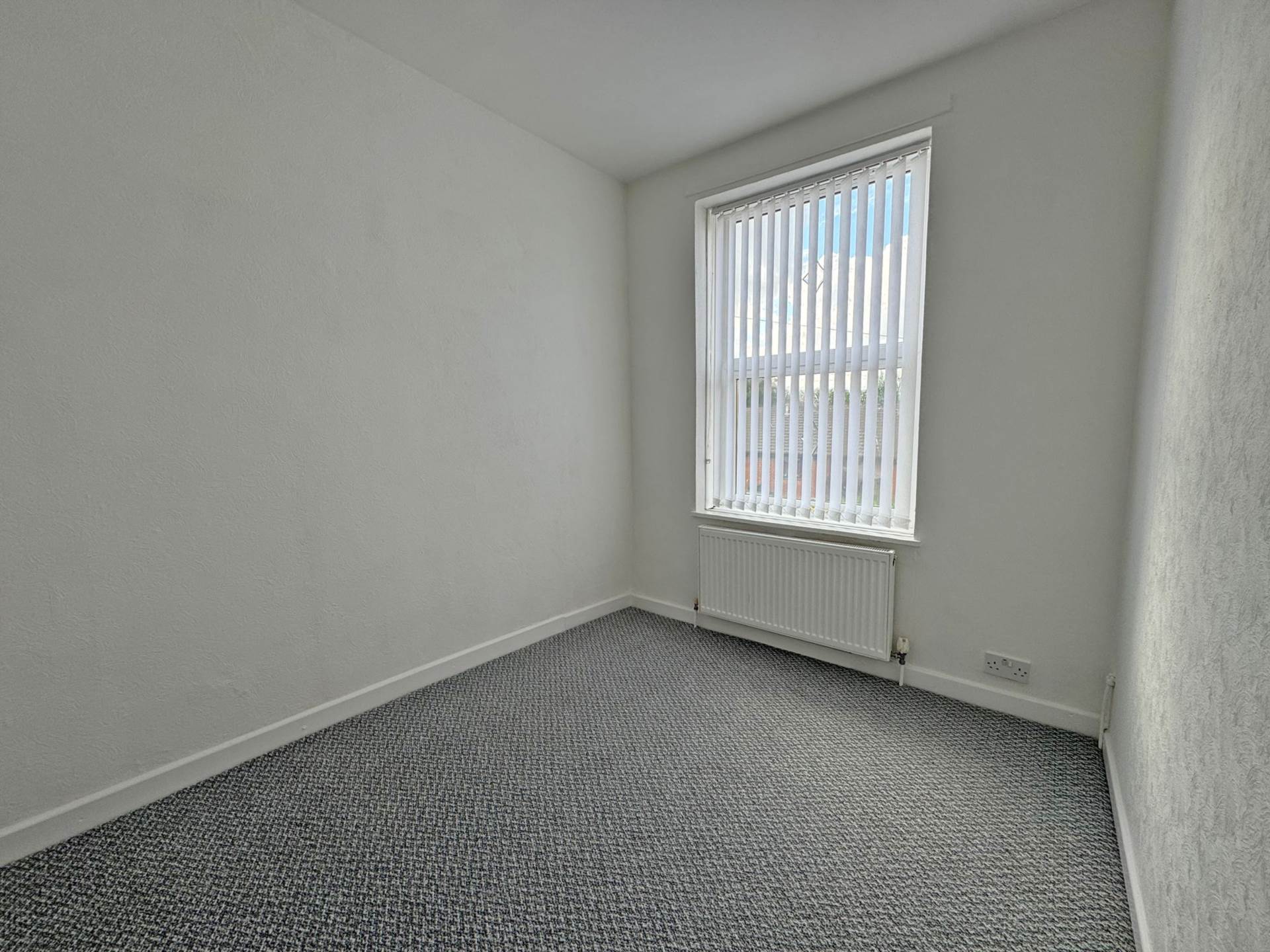 Additional Property Image 2 bedroom Terraced to rent in Oldham 9
