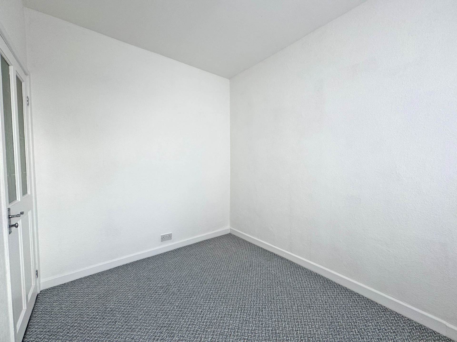 Additional Property Image 2 bedroom Terraced to rent in Oldham 10